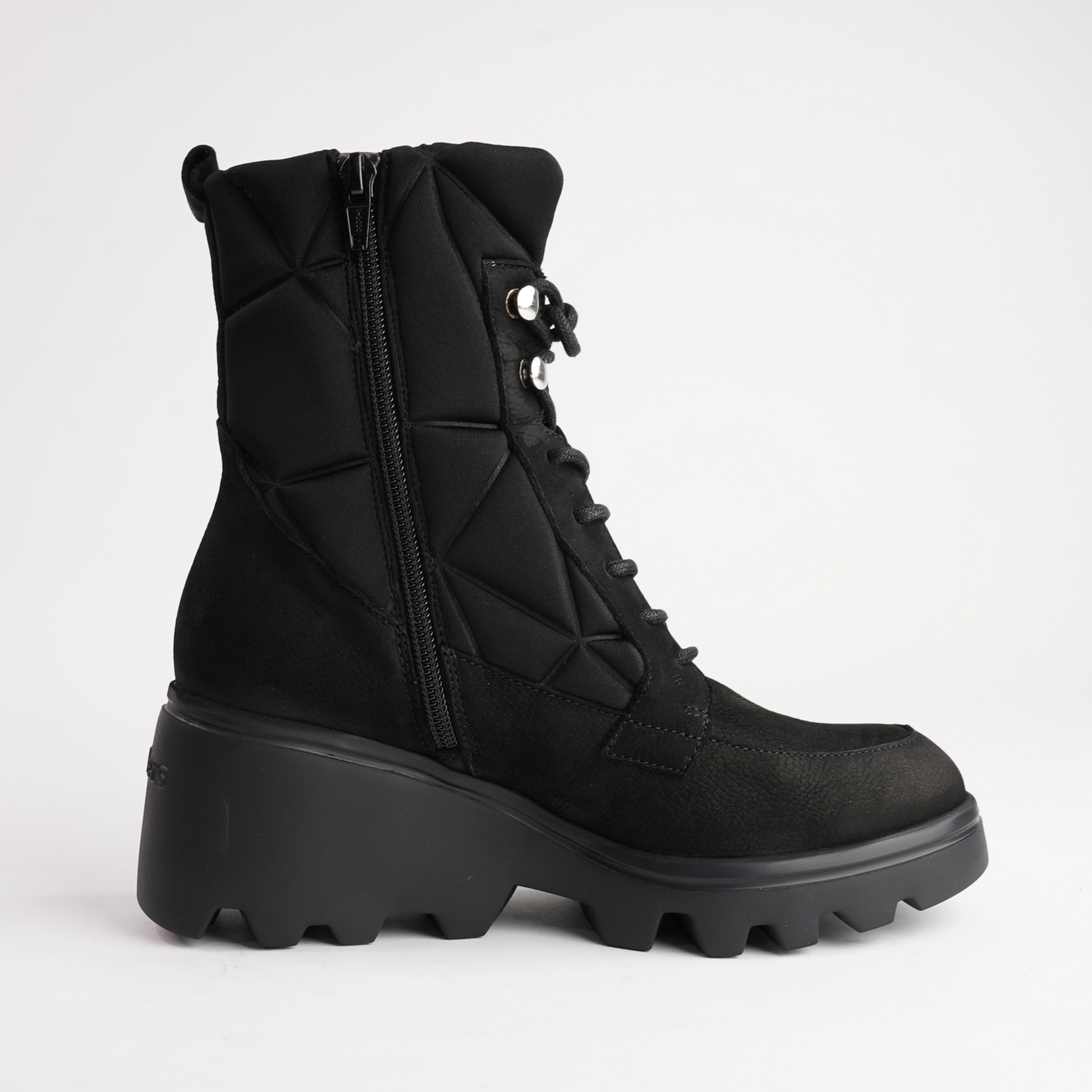 Eshy Black Leather Boots
