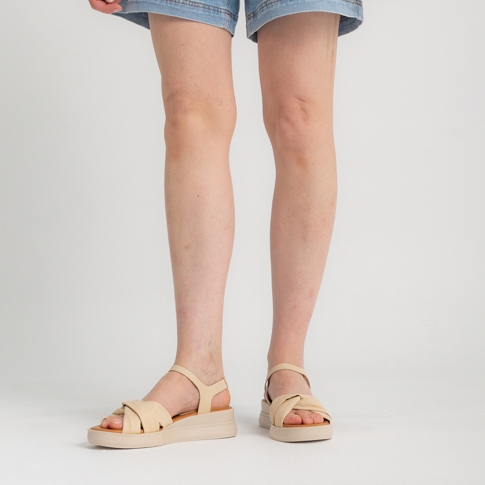 Deliah Mariola Leather Sandals