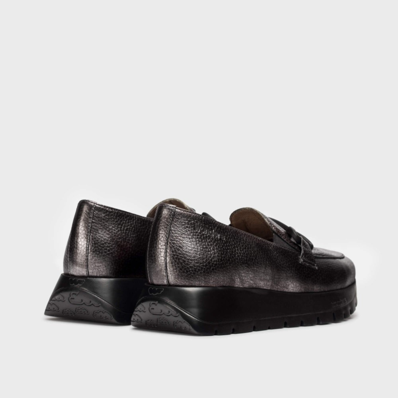 Evara Plomo Leather Loafers