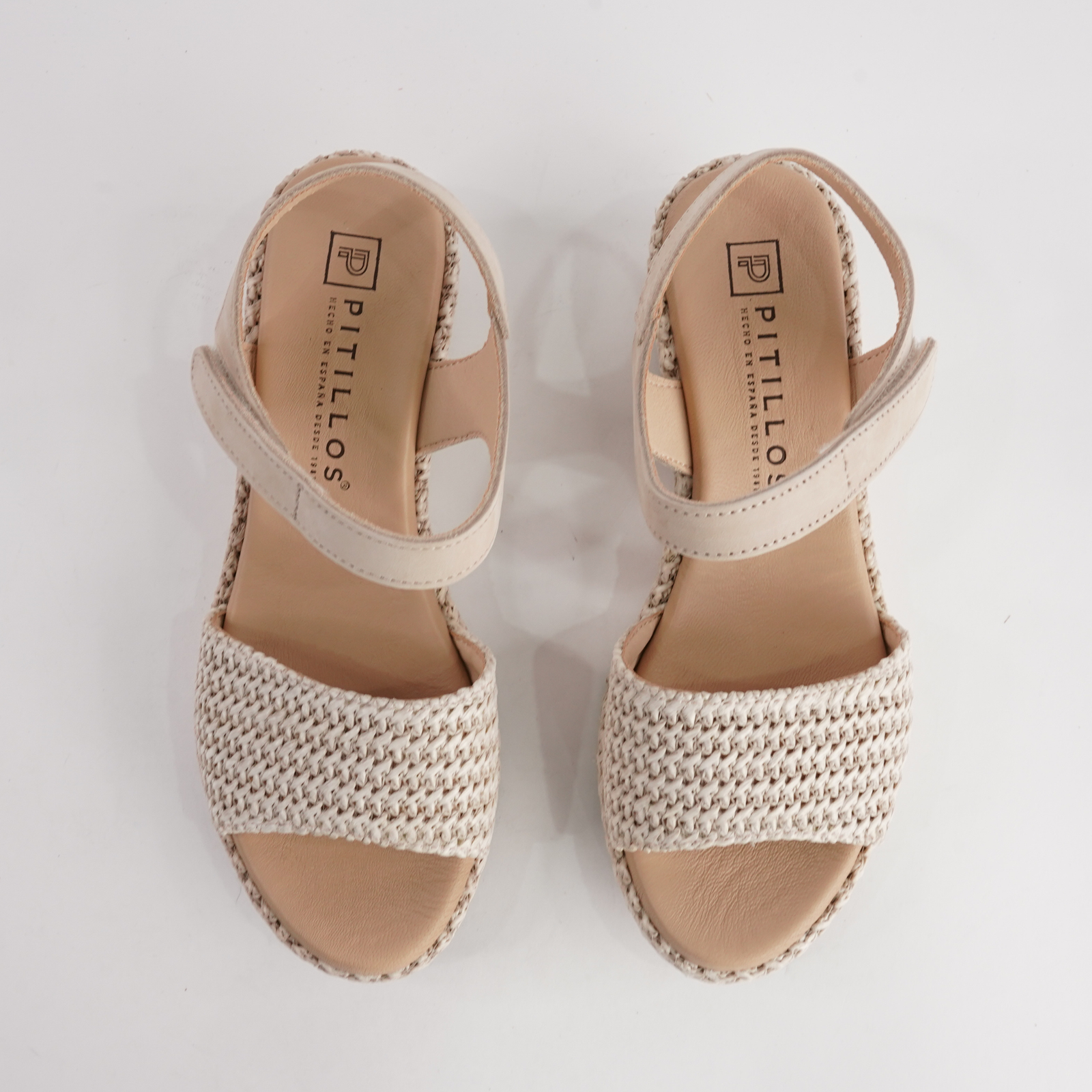 10561 Natural Leather Wedges