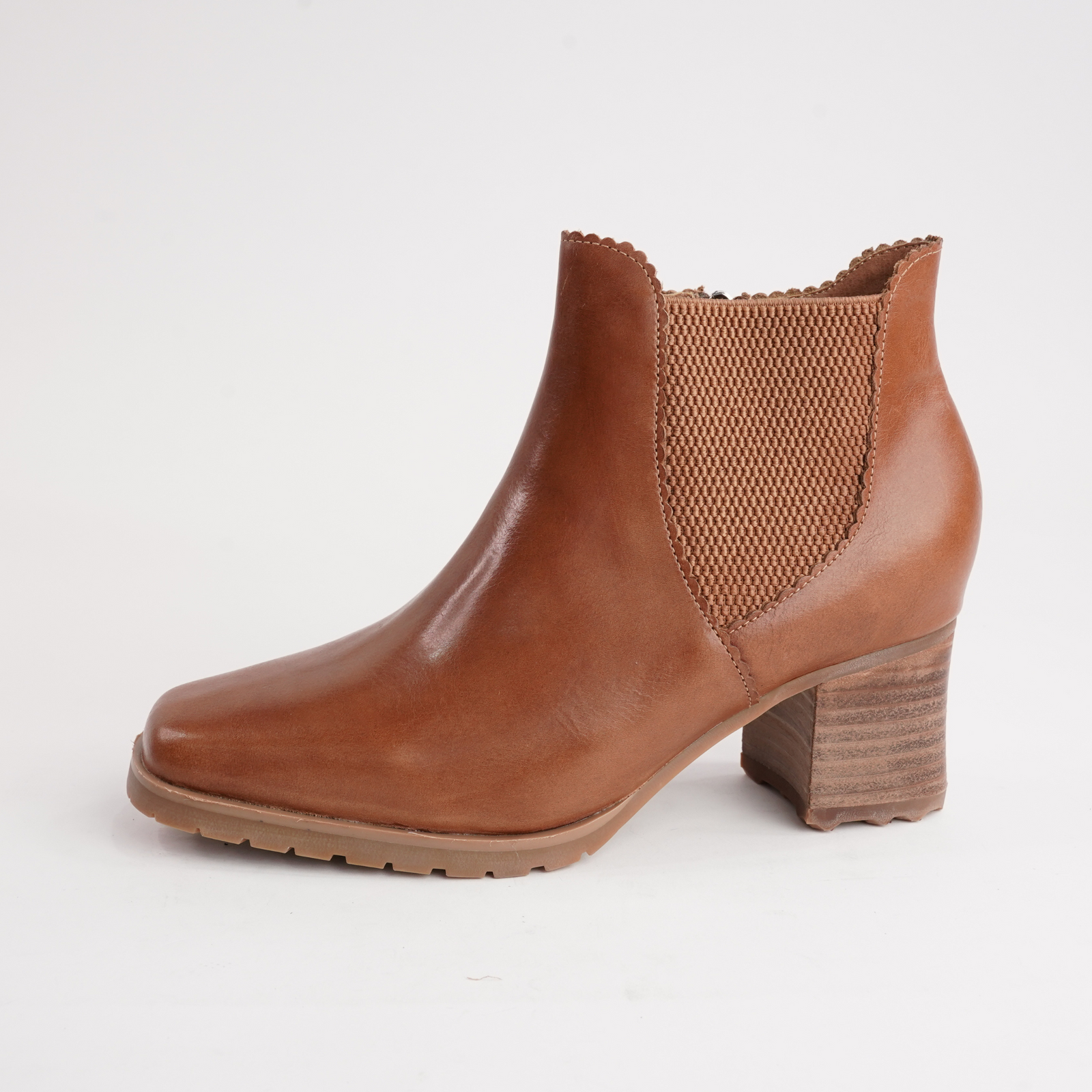 Loz Tan Leather Ankle Boots