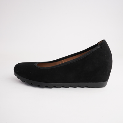 Gail Black Suede Leather Heels