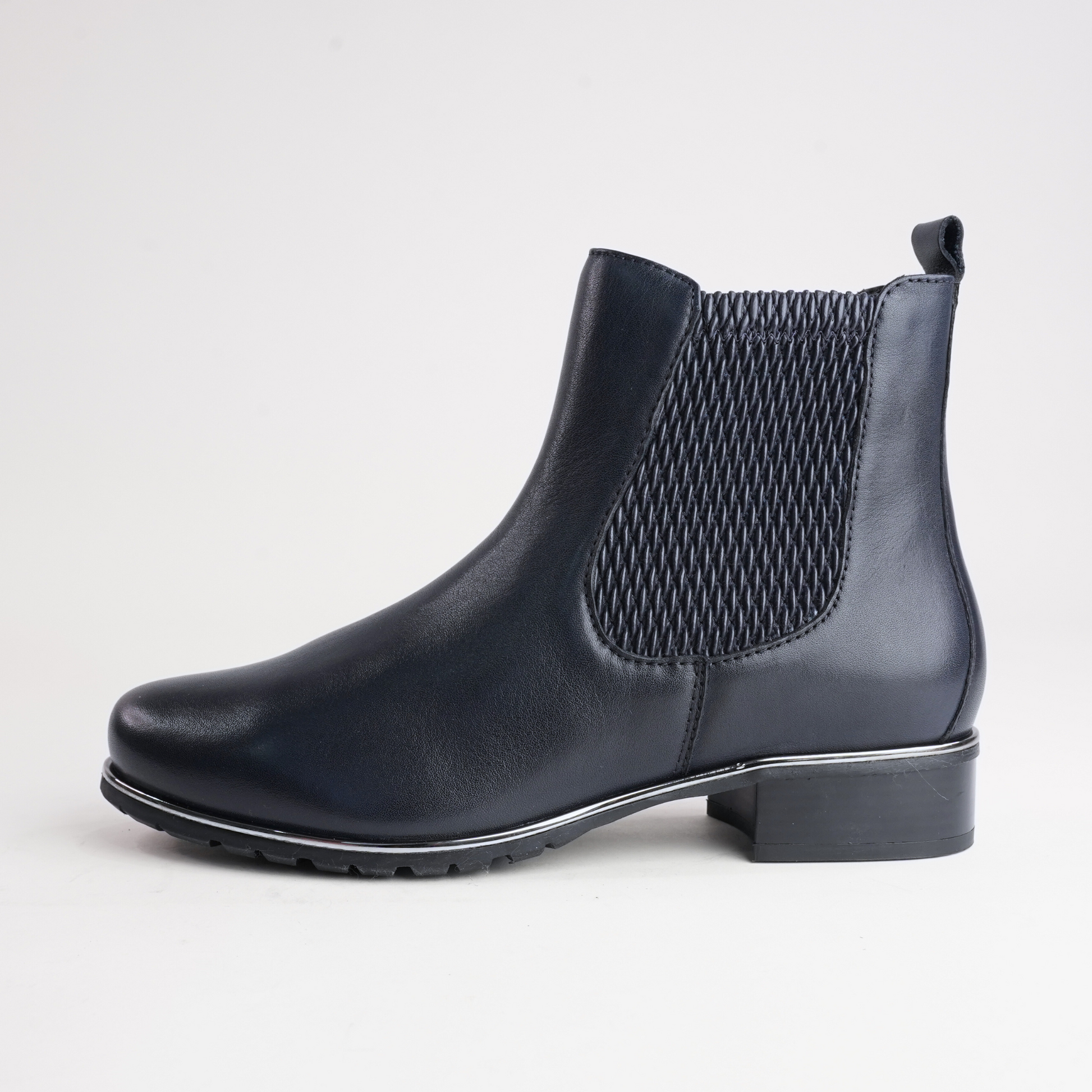 Chiara 02 Navy Leather Ankle Boots
