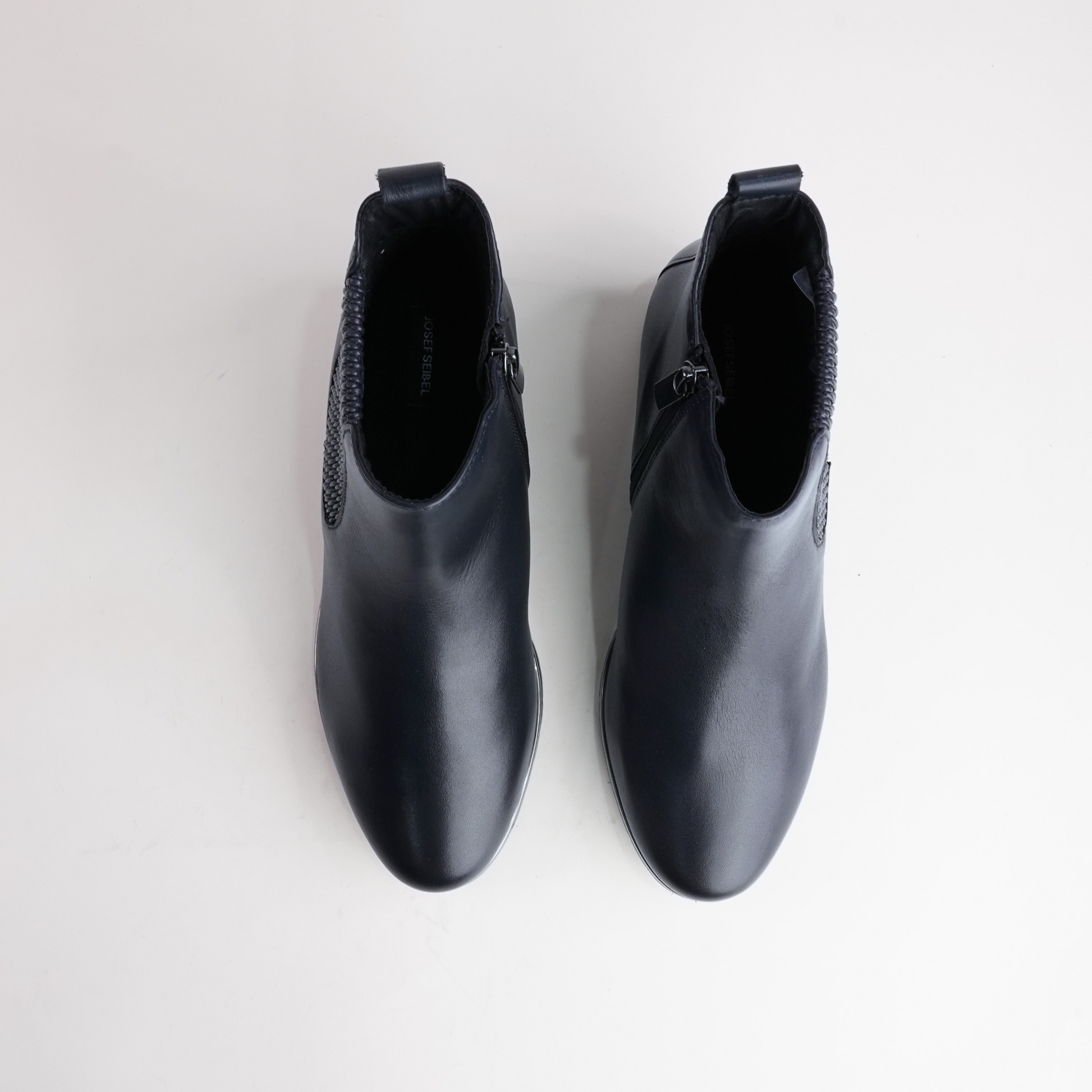 Chiara 02 Navy Leather Ankle Boots