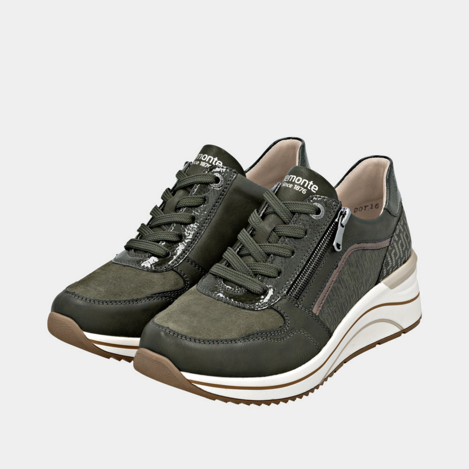 D0T16 Forest Leather Sneakers