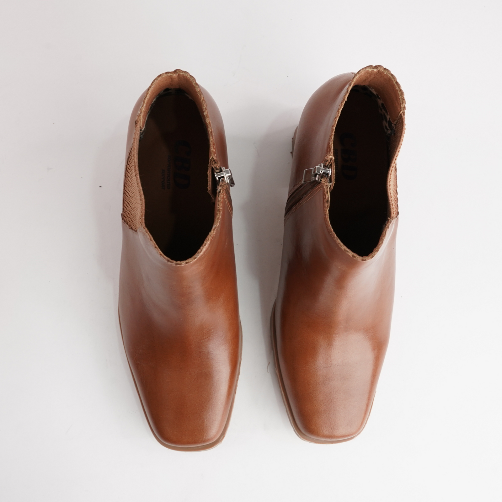 Loz Tan Leather Ankle Boots