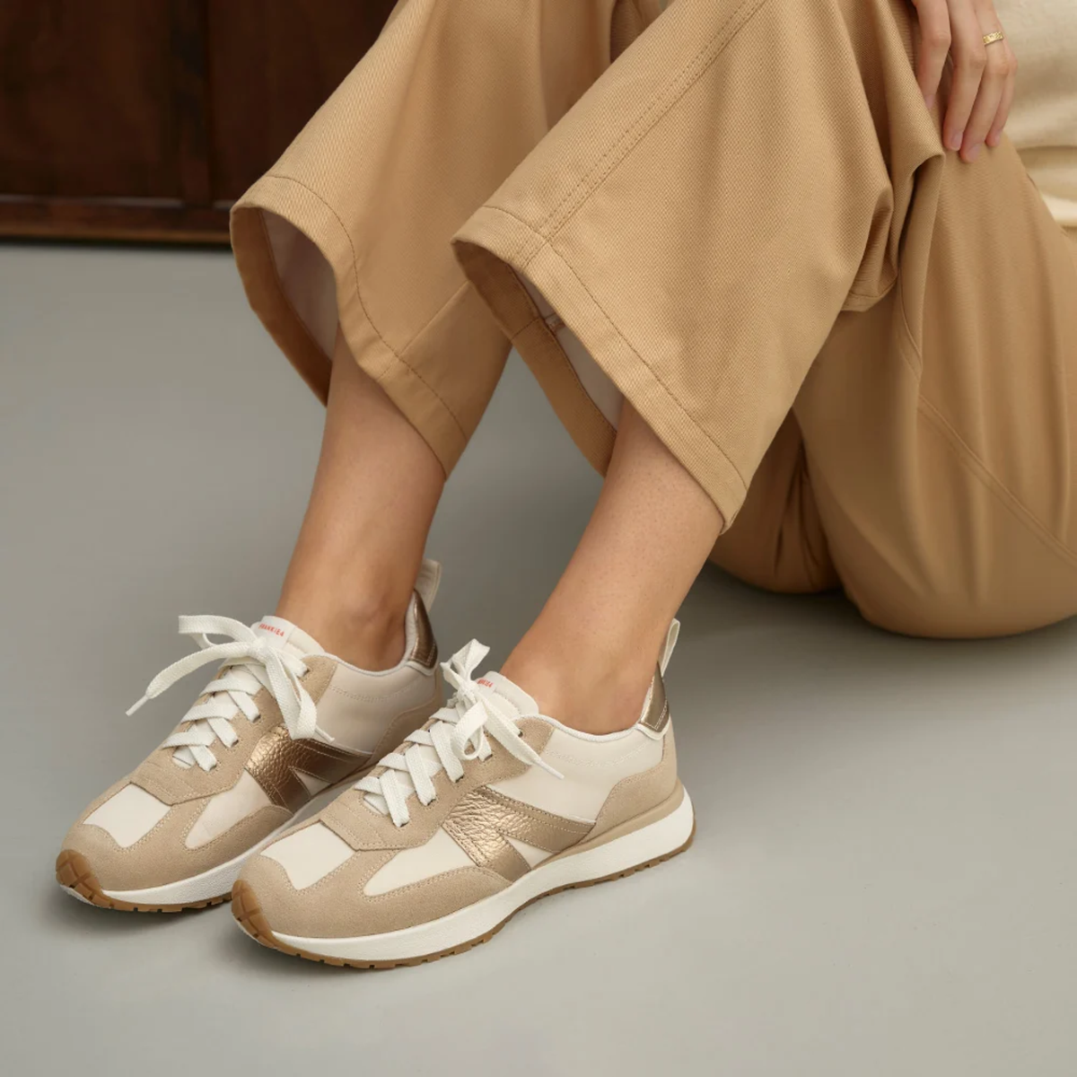 Axel II Golden Sand Leather Sneakers