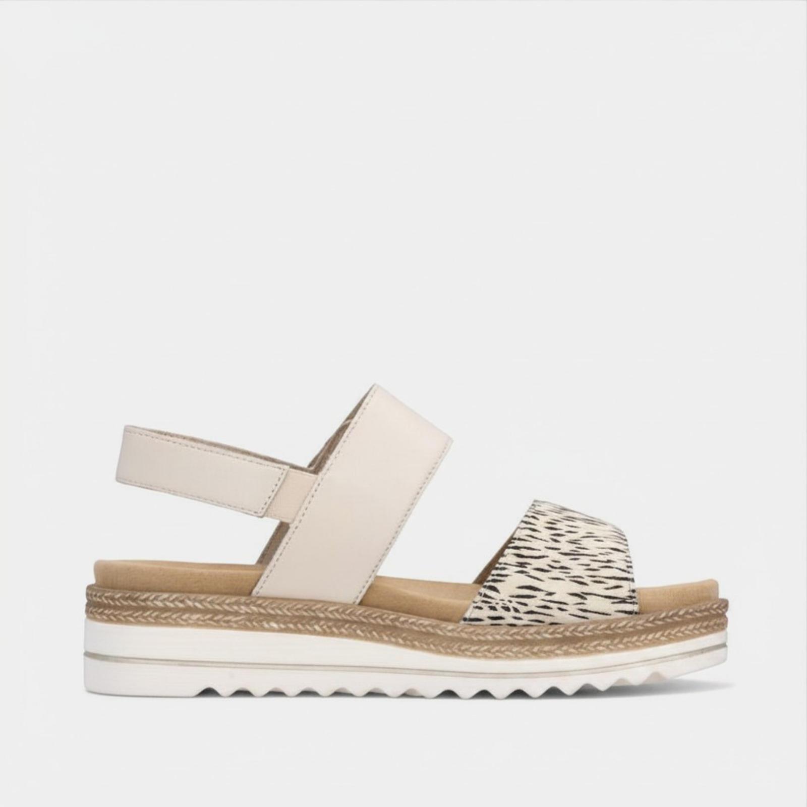 D0Q59 Beige/Gold Sandals