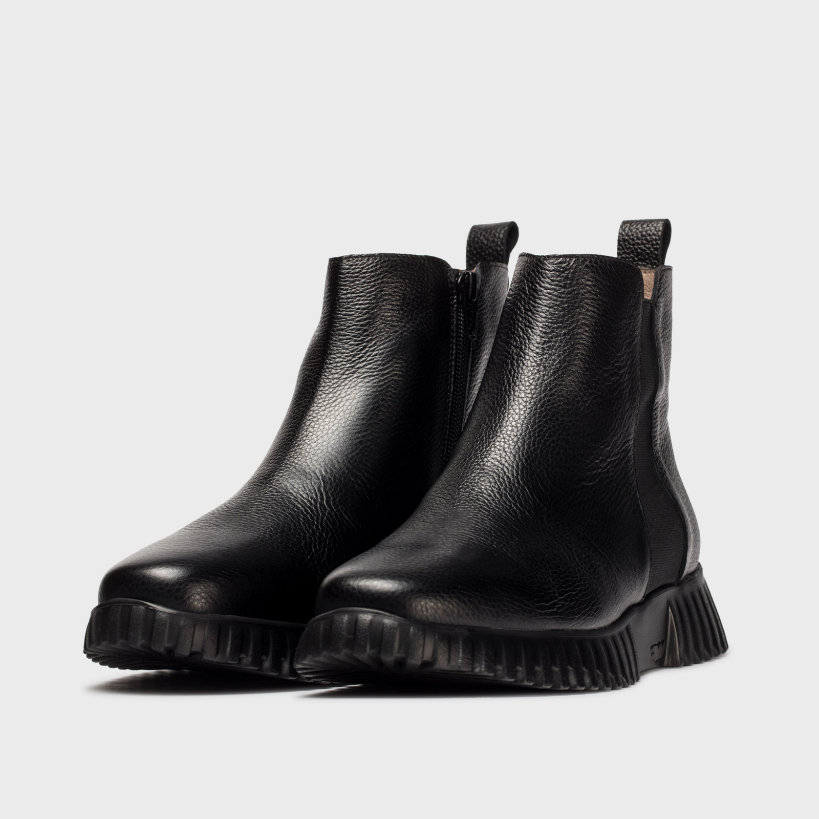 Nexon Negro Leather Ankle Boots