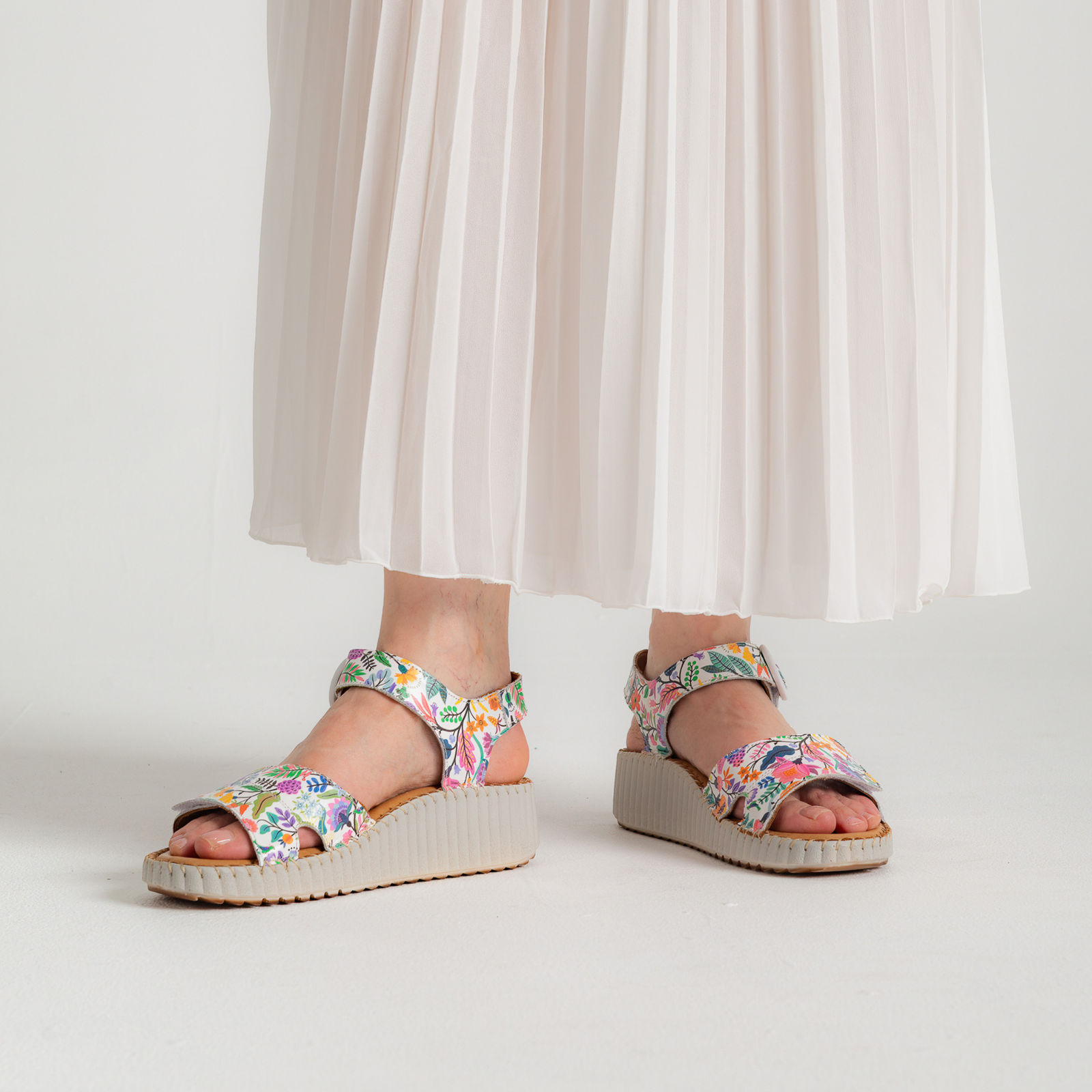 Tina Floral Leather Sandals