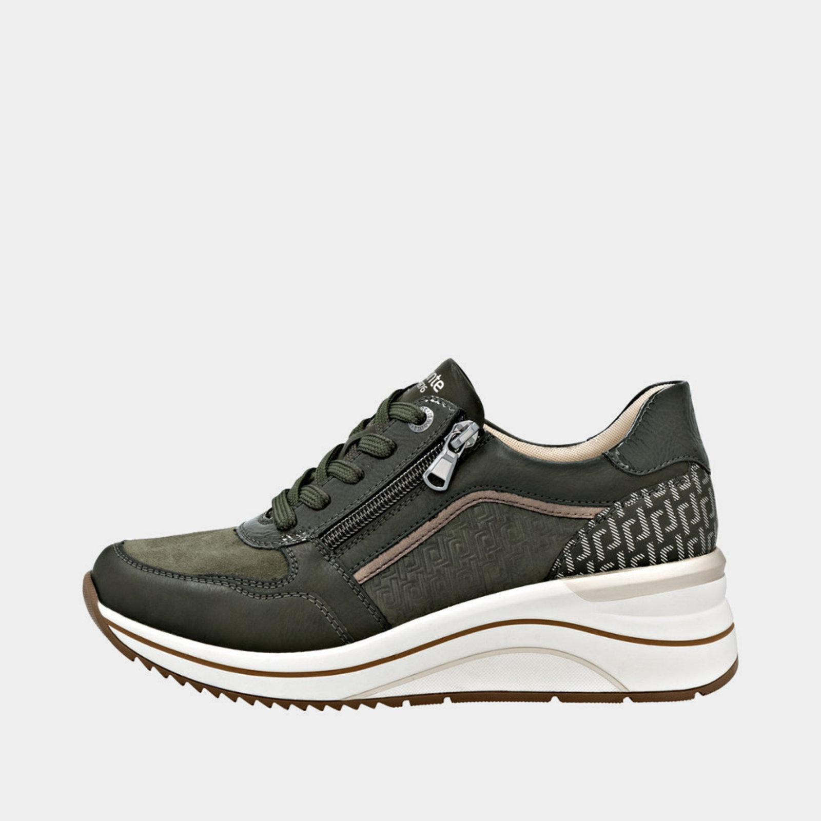 D0T16 Forest Leather Sneakers