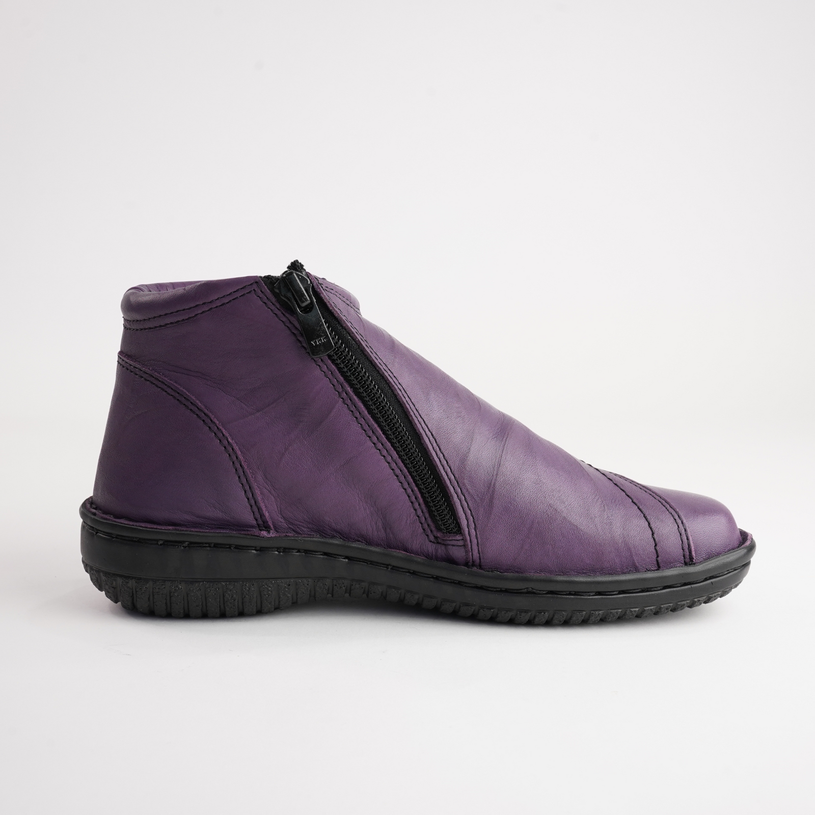 5250-27 Purple Leather Ankle Boots