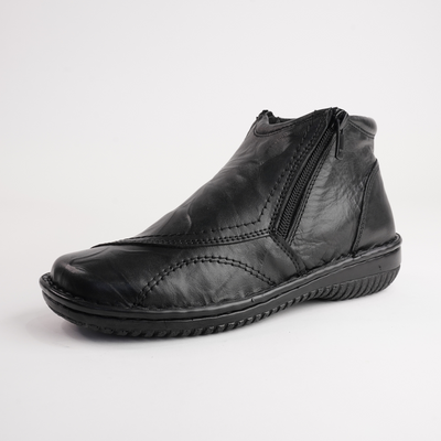 5250-27 Black Leather Ankle Boots
