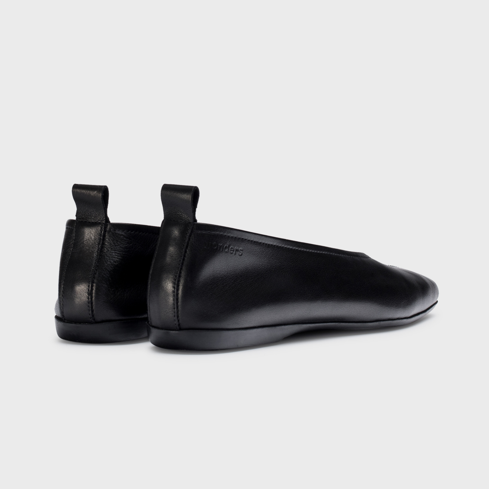 Seamly Negro Leather Ballet Flats