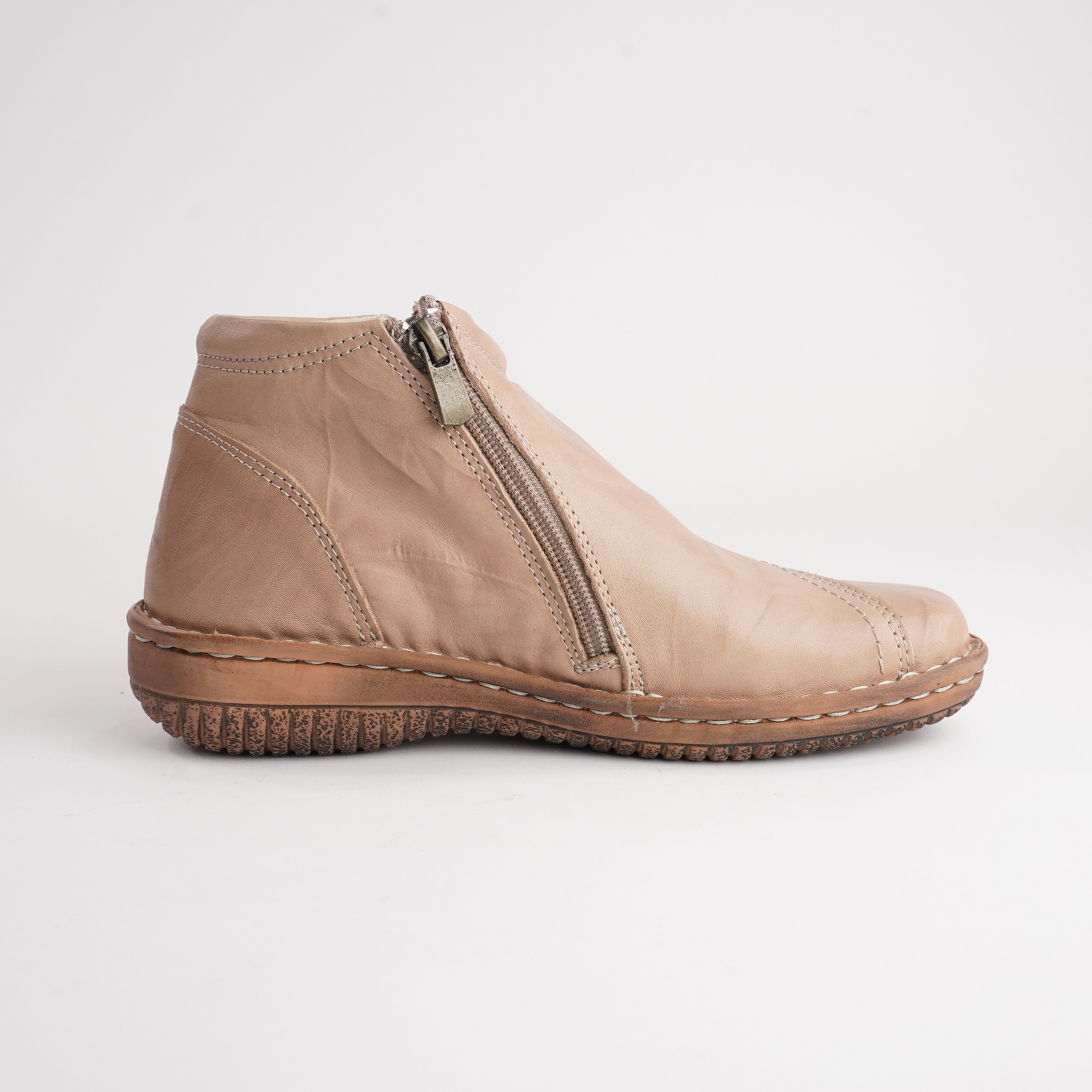 5250-27 Beige Leather Ankle Boots