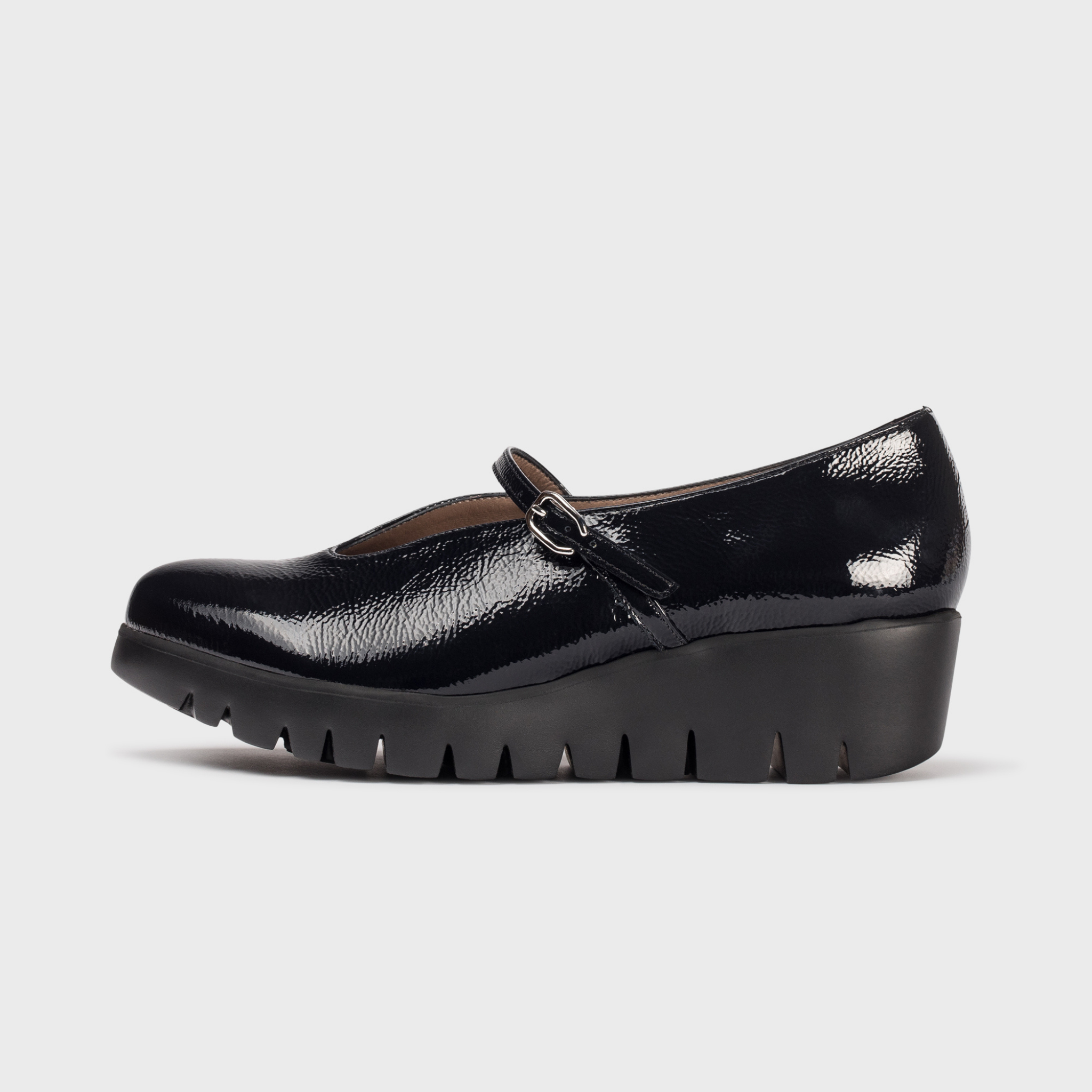 Novi Negro Patent Loafers