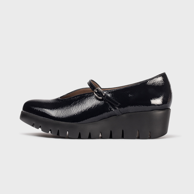 Novi Negro Patent Loafers