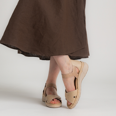 Dickens Sandy Leather Sandals