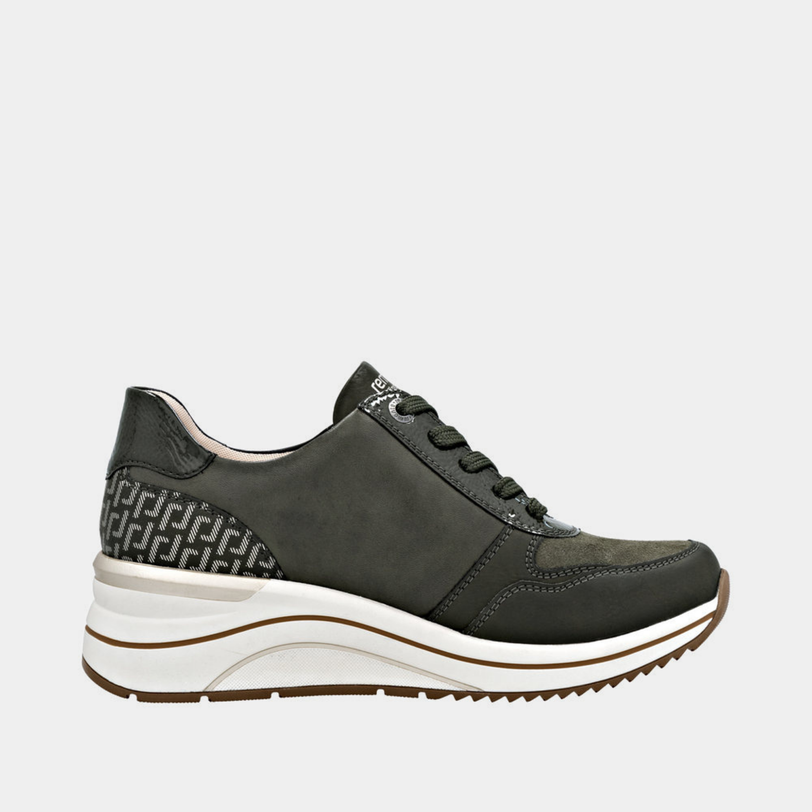 D0T16 Forest Leather Sneakers