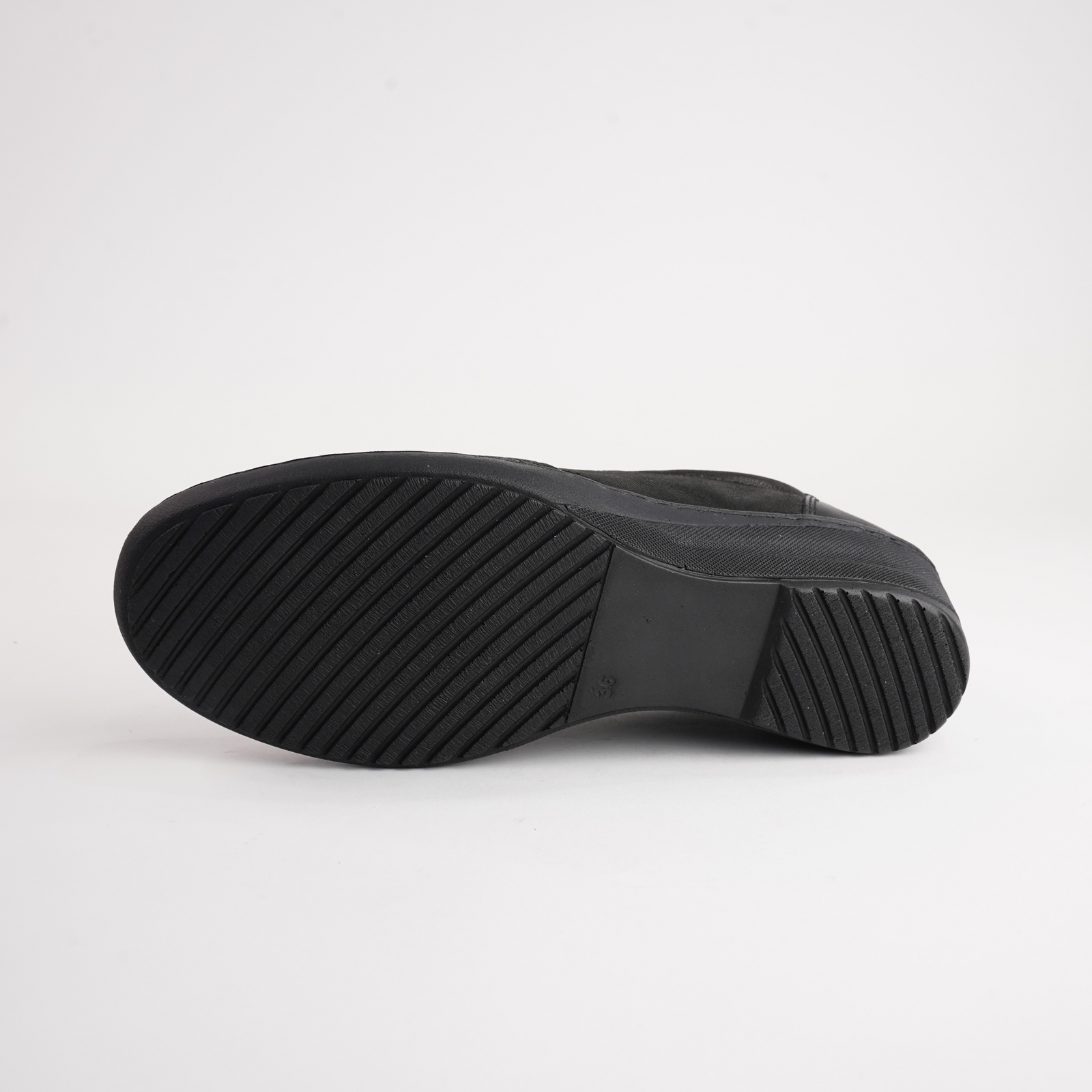 Cp461-18 Black Combo Leather Flats