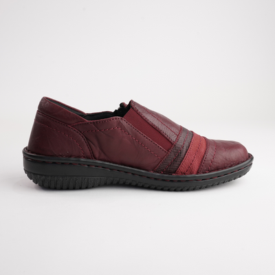 5849-27 Dark Burgundy Leather Flats