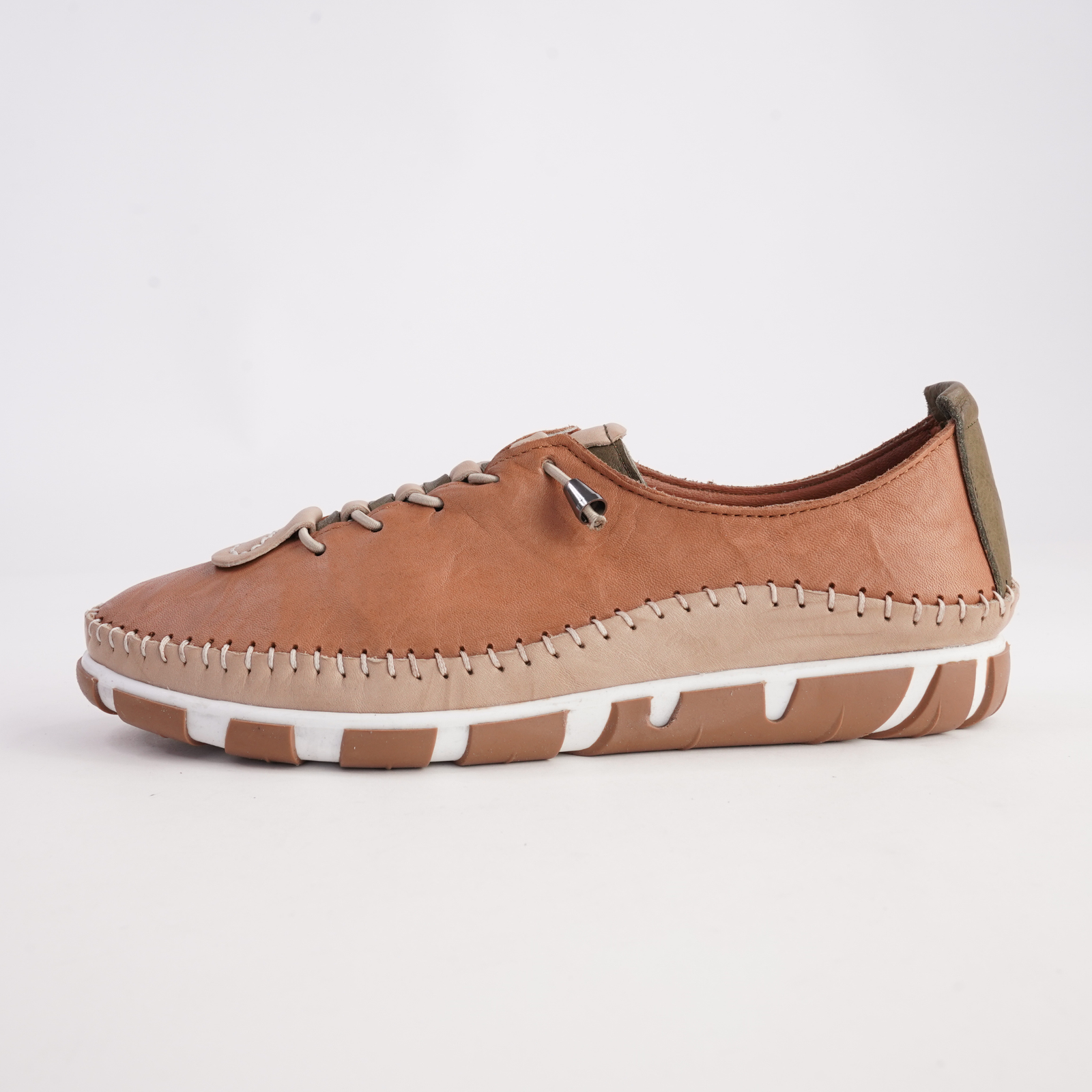 Chino Tan Leather Sneakers