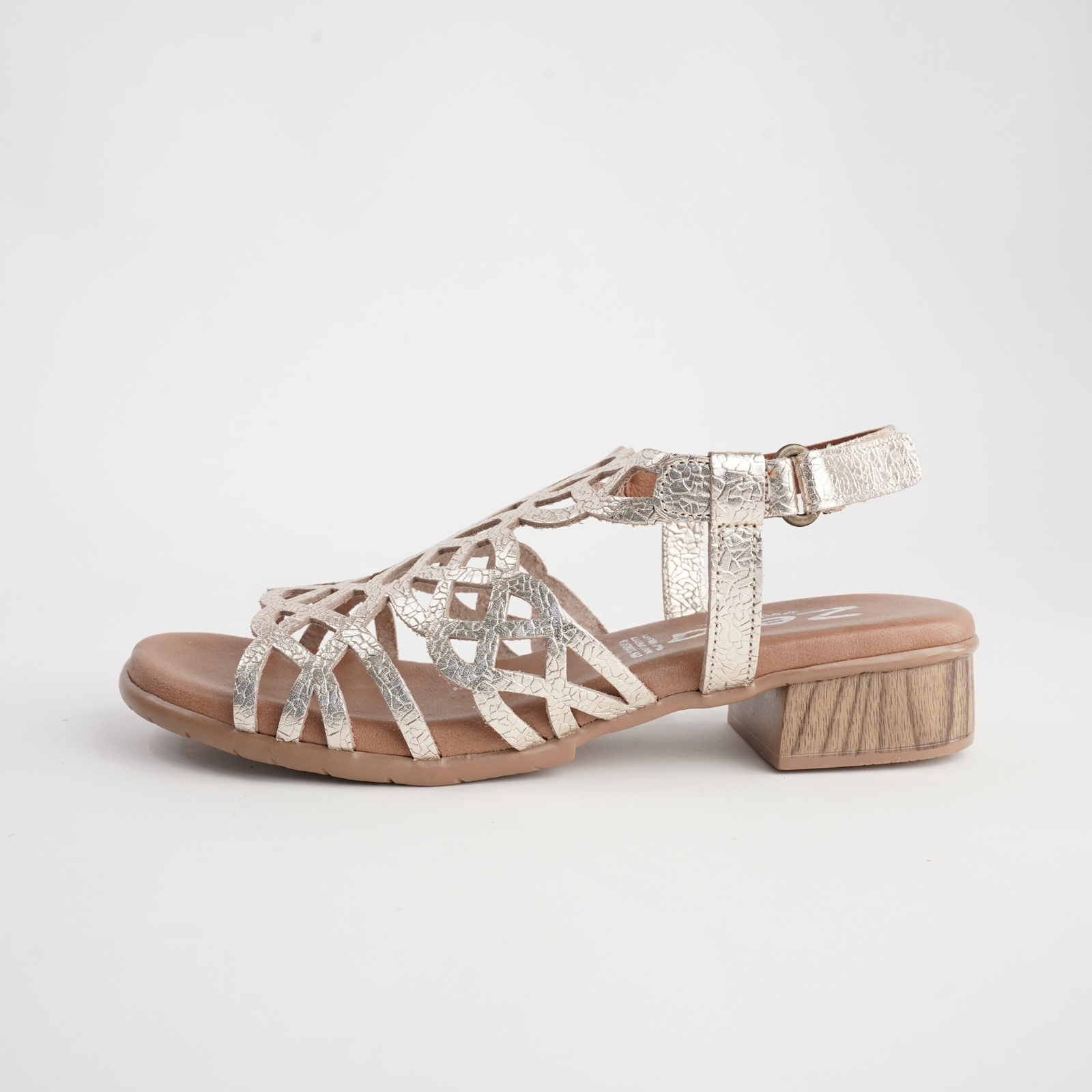 Hilite Champagne Leather Sandals