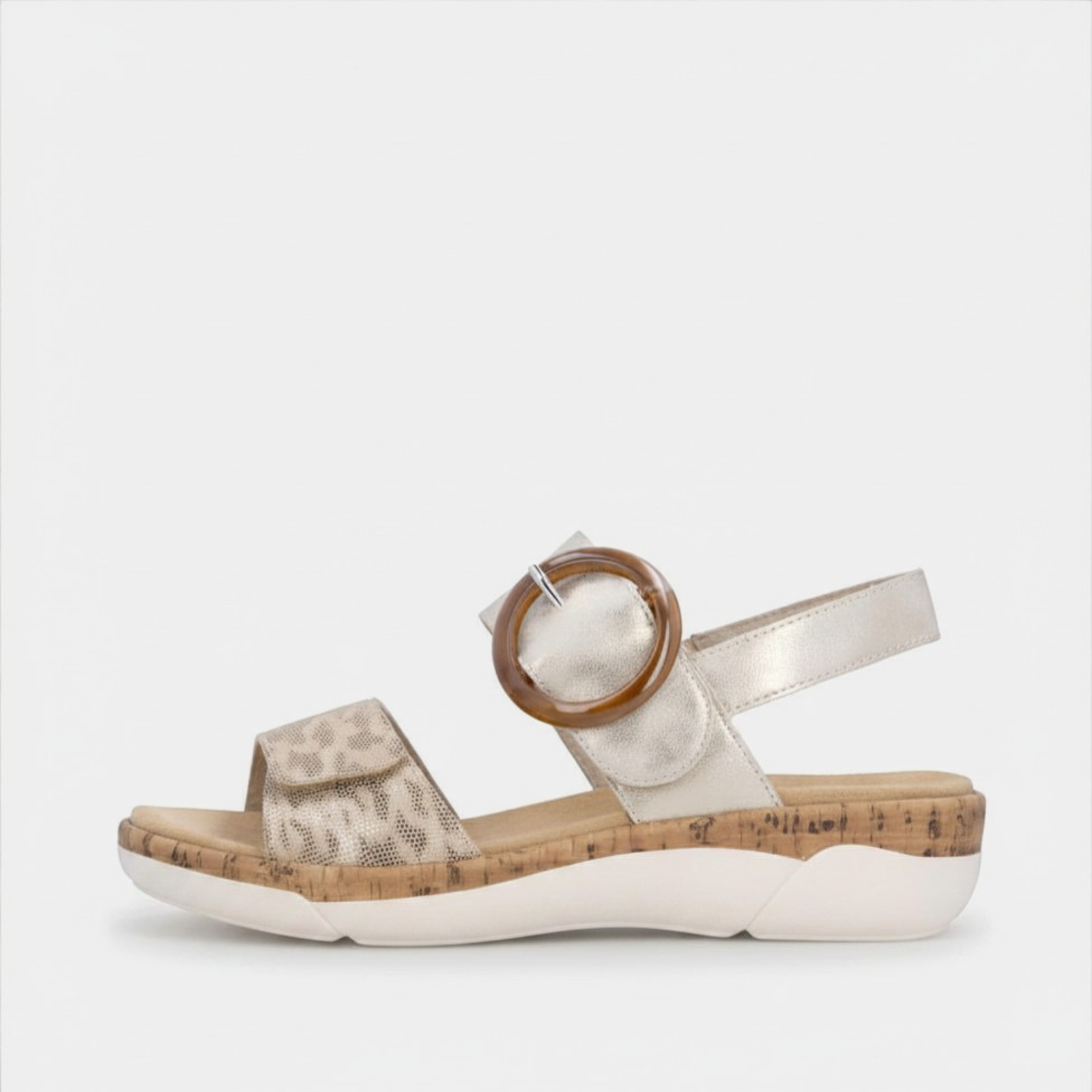 R6853 Beige Metallic Sandals
