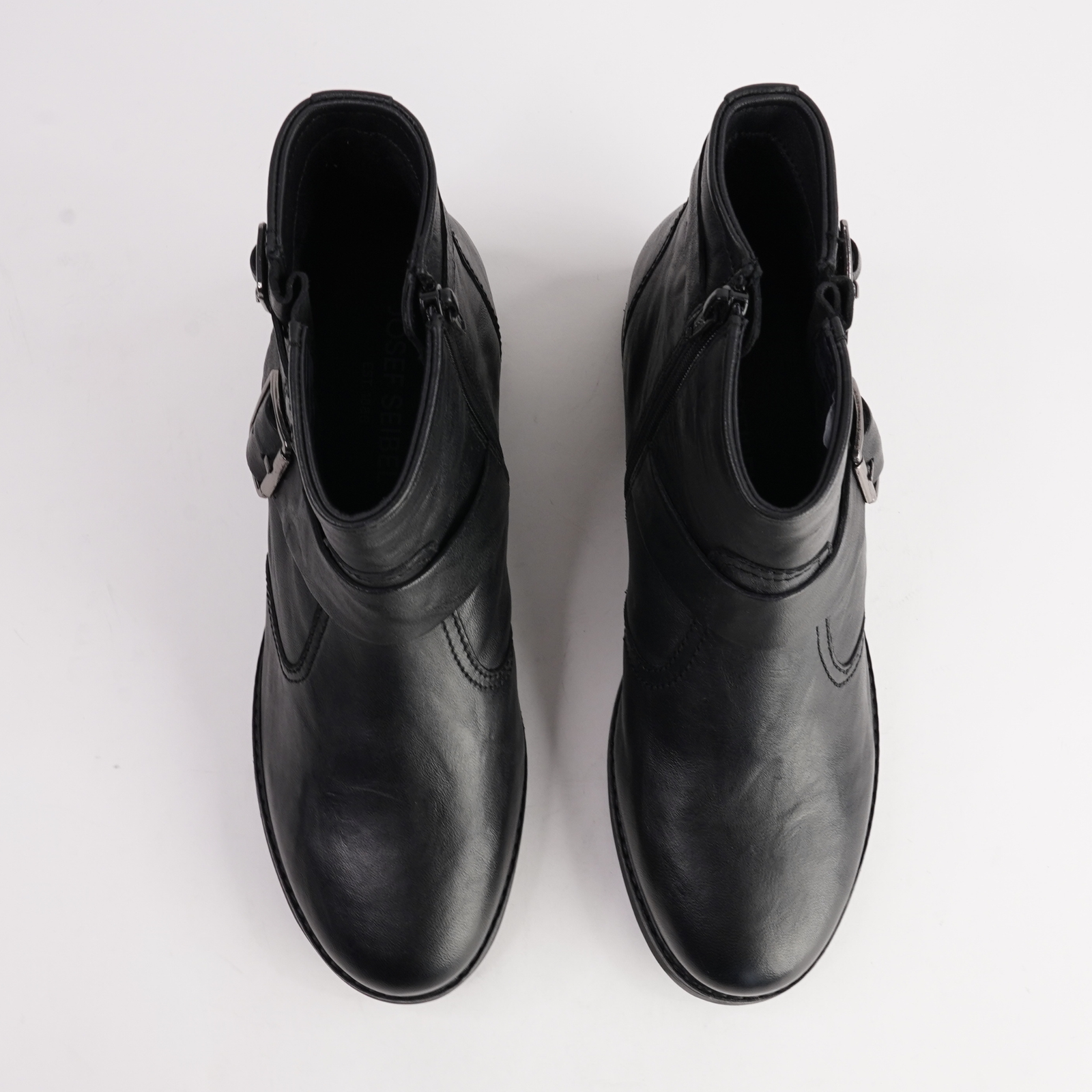 Kate 21 Schwarz Leather Ankle Boots