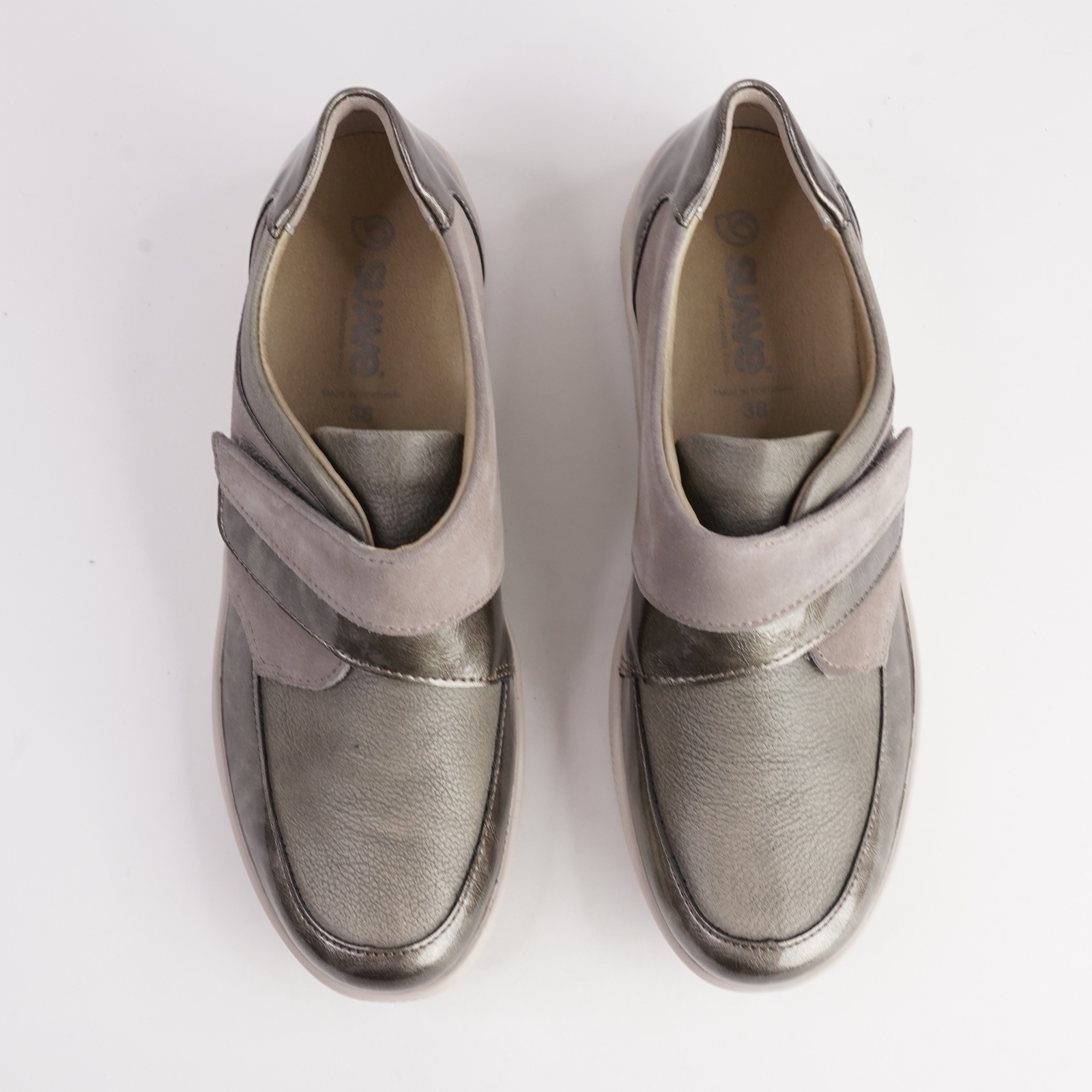 Poem Barrel Leather Flats