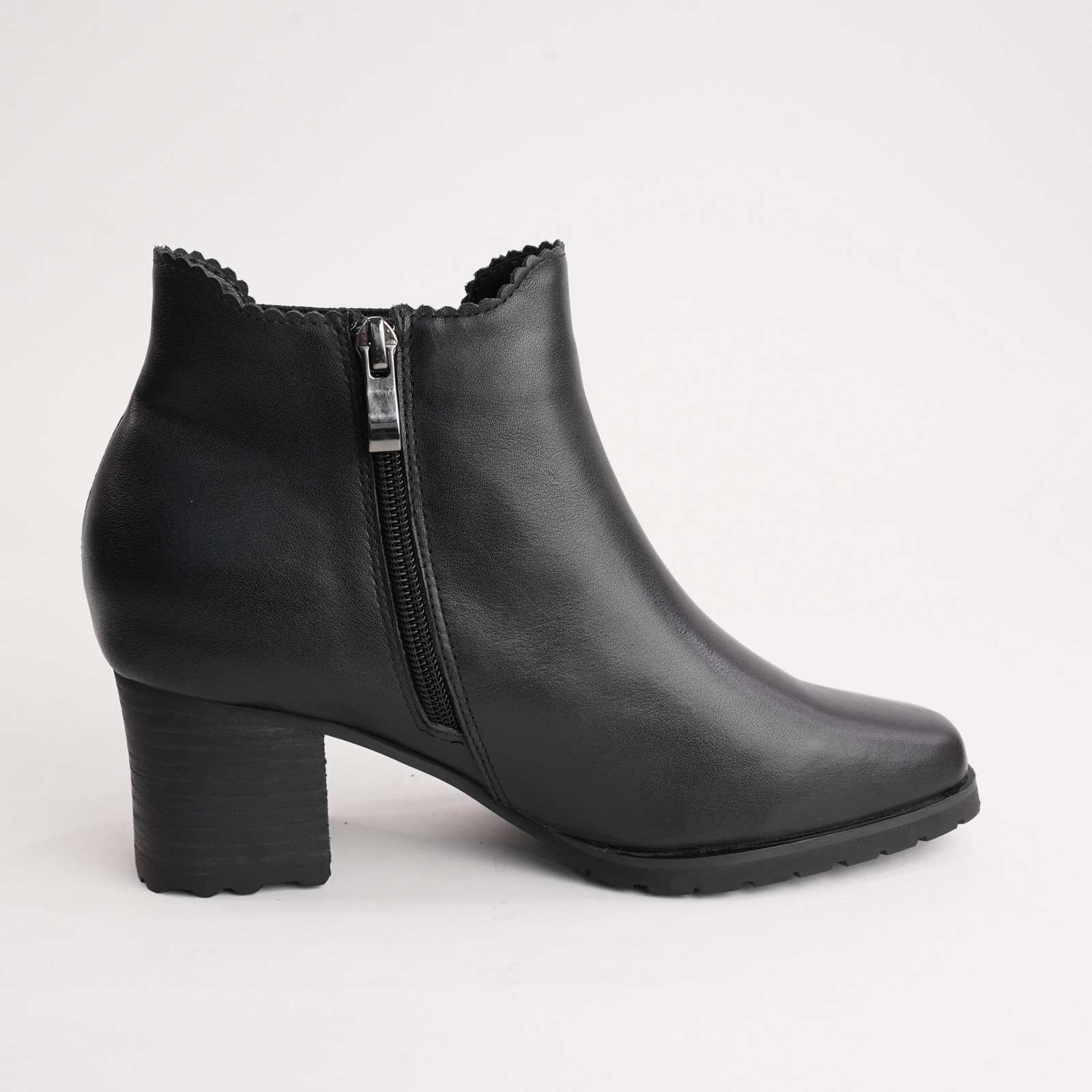 Loz Black Leather Ankle Boots