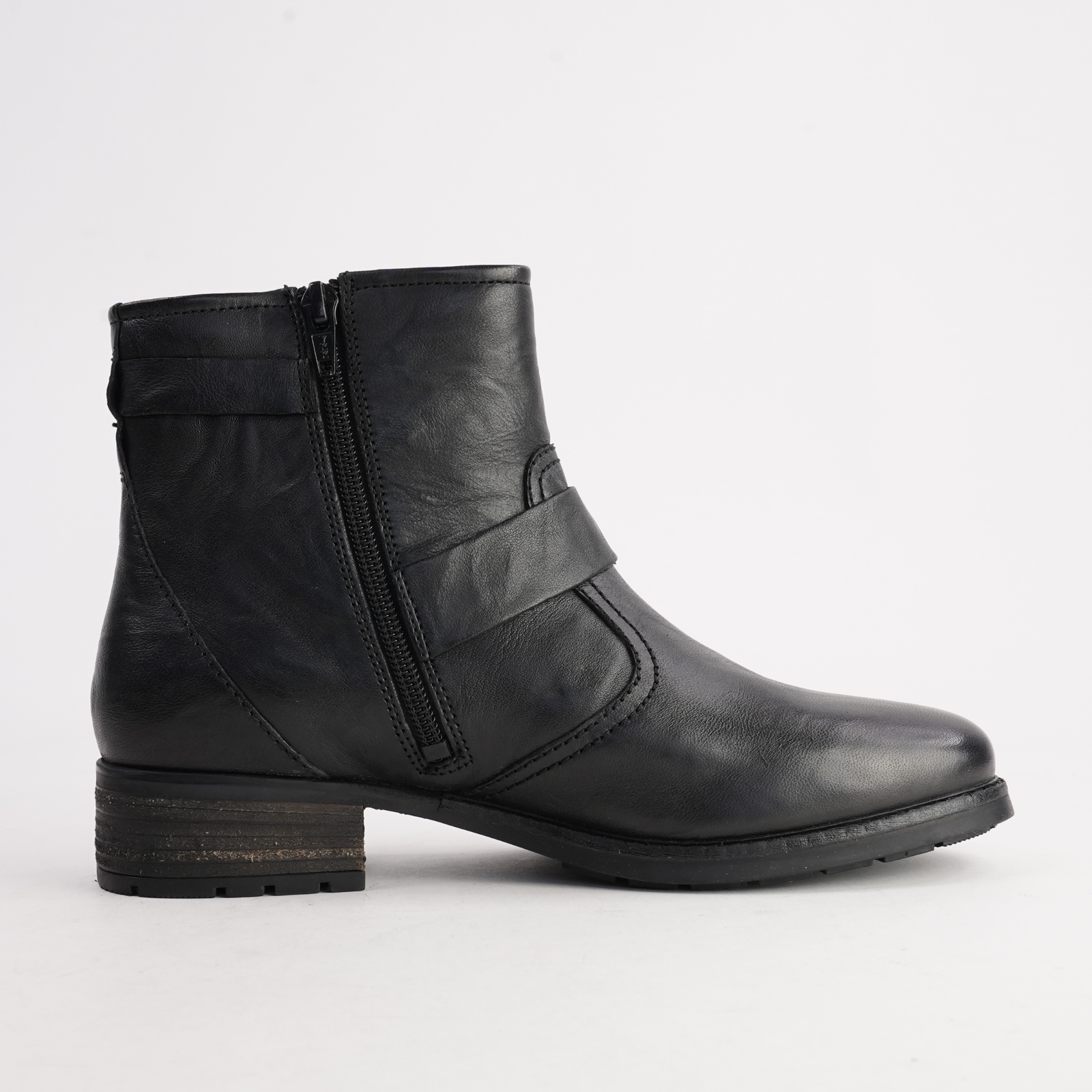 Kate 21 Schwarz Leather Ankle Boots