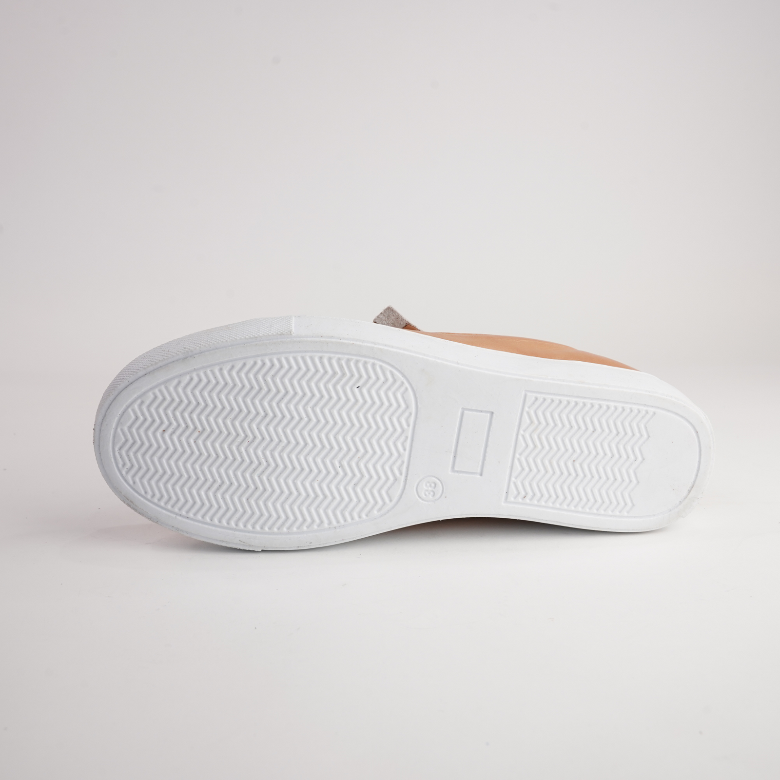 Eg520 Tan Leather Sneakers