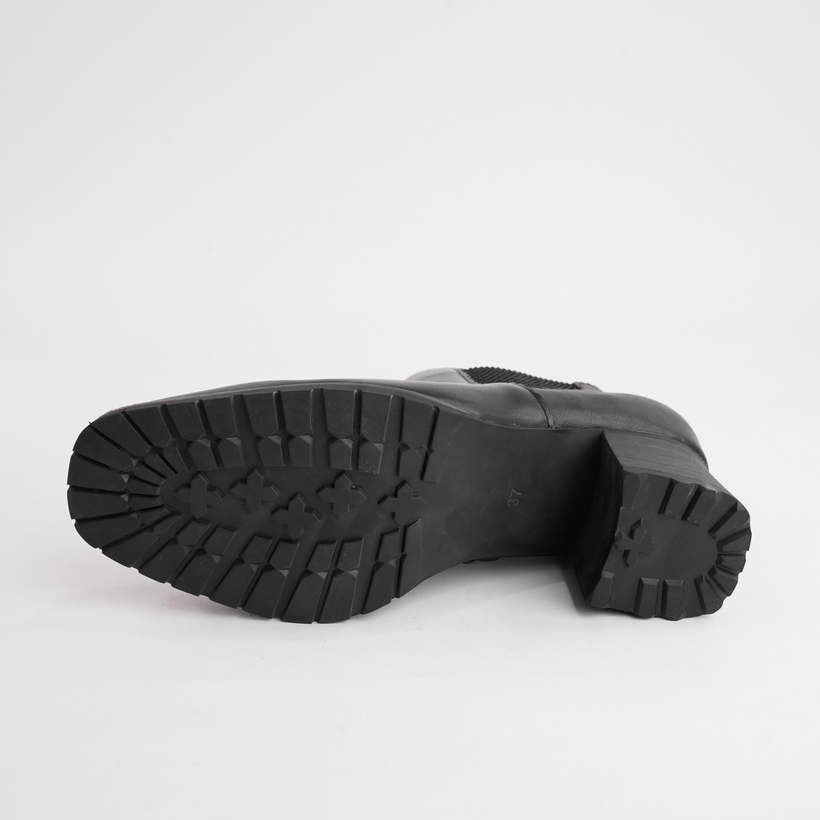 Loz Black Leather Ankle Boots