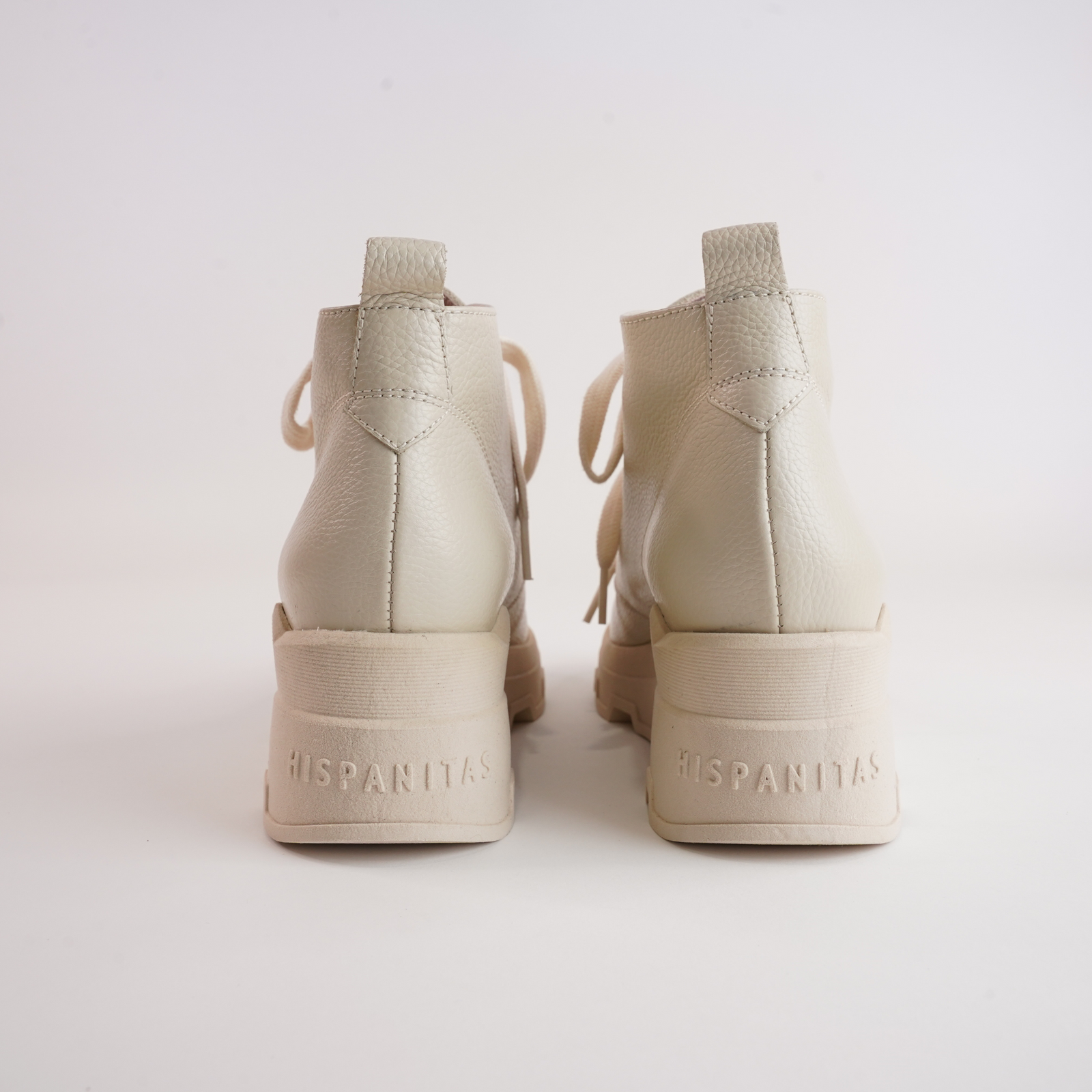 Hi243715 Milk Leather Ankle Boots