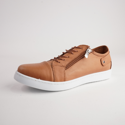 Eg18 Tan Leather Sneakers