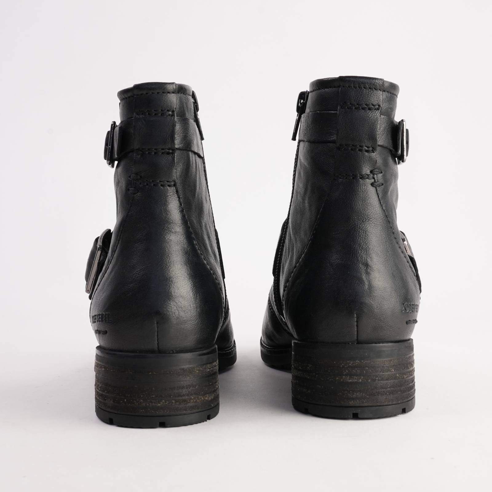 Kate 21 Schwarz Leather Ankle Boots