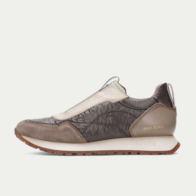 HI254222 Topo Leather Sneakers