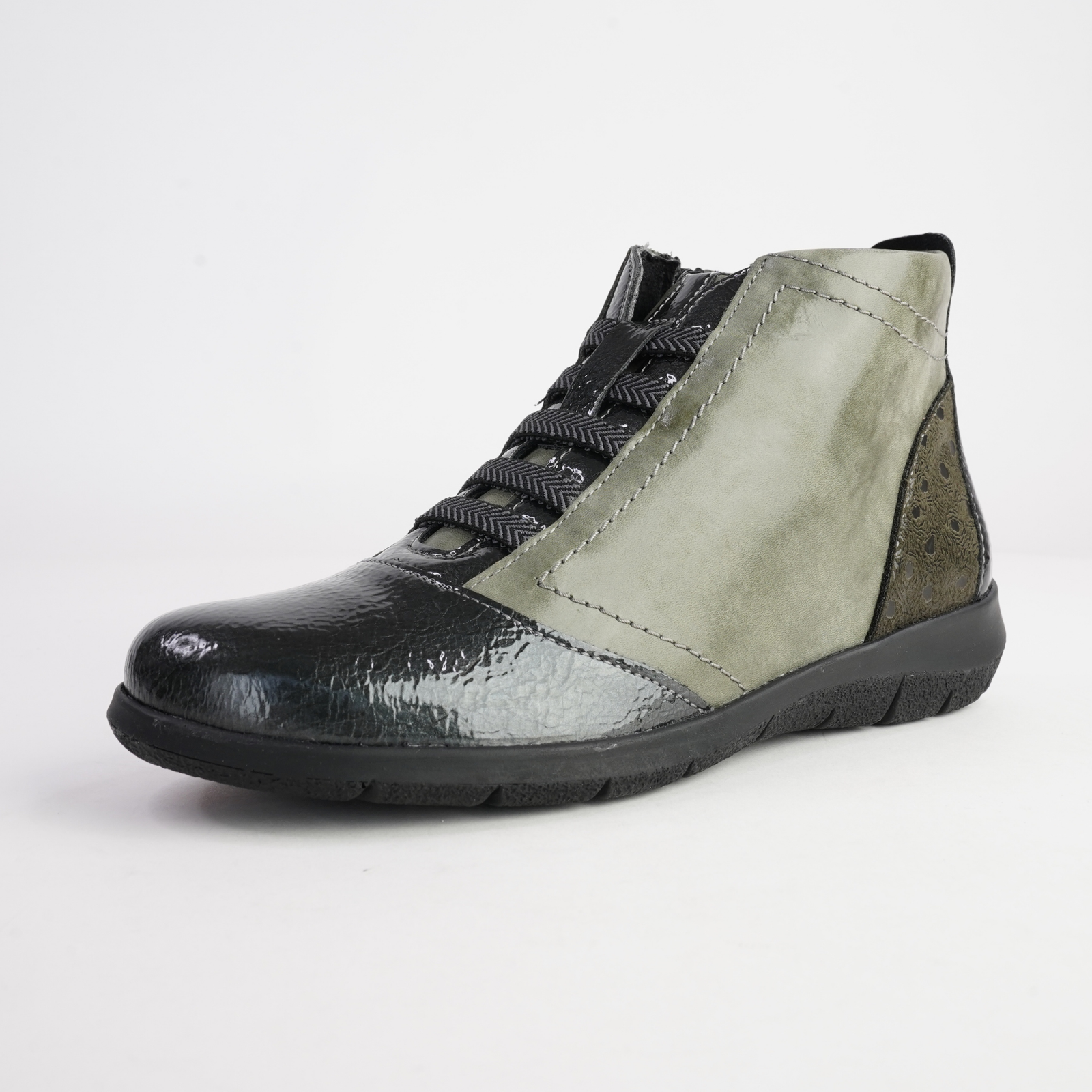 Oxana Hunter Leather Lace Up Boots