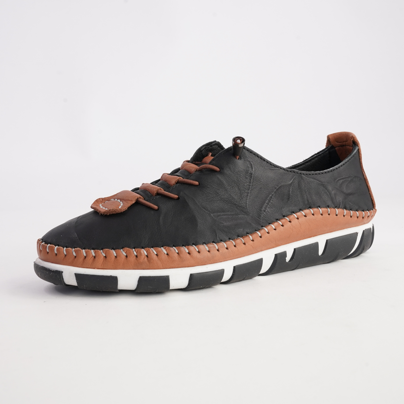 Chino Black Leather Sneakers