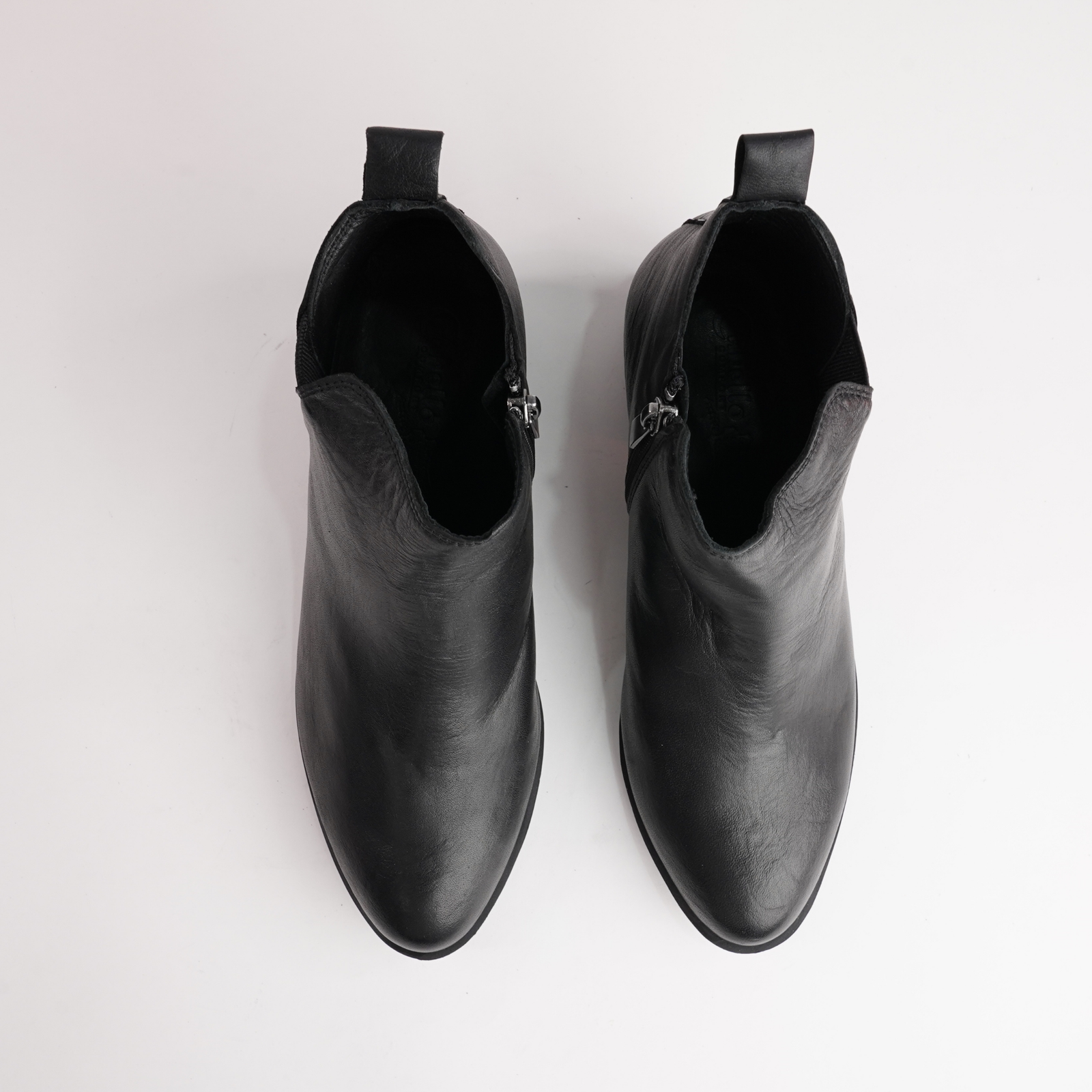 Eg213 Black Leather Ankle Boots