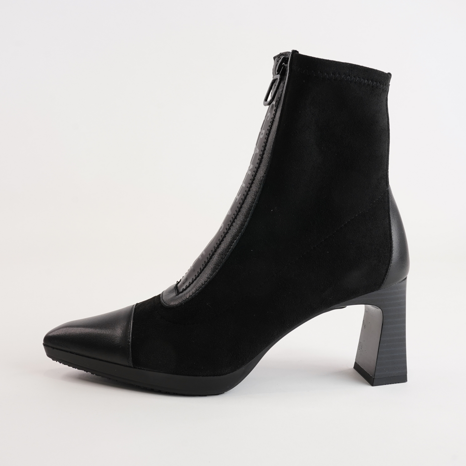 Hi243714 Soho Black/ Velour Black Leather Ankle Boots