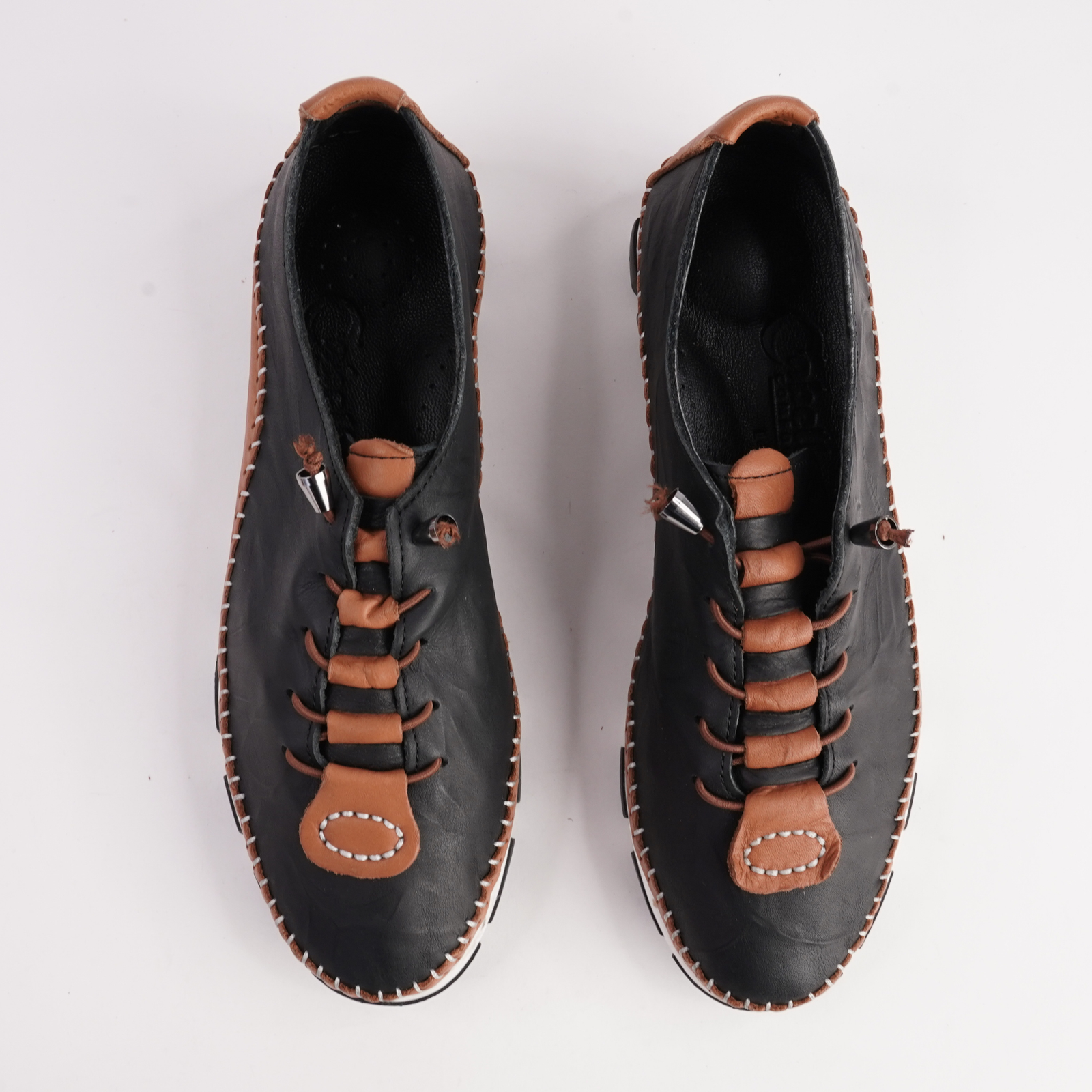 Chino Black Leather Sneakers