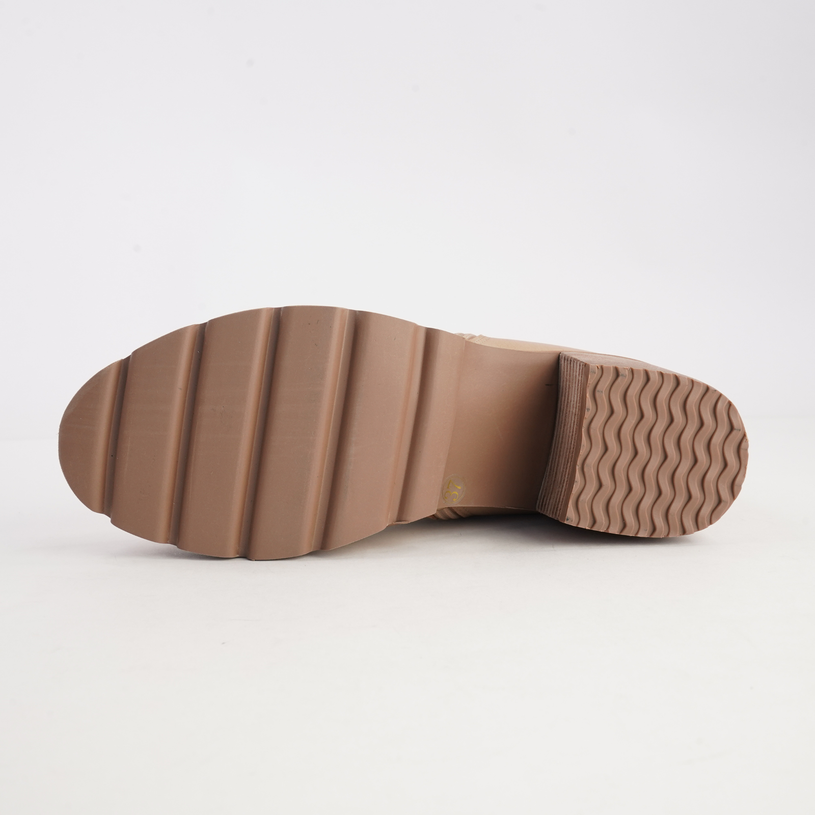 Anakie Camel Leather Ankle Boots