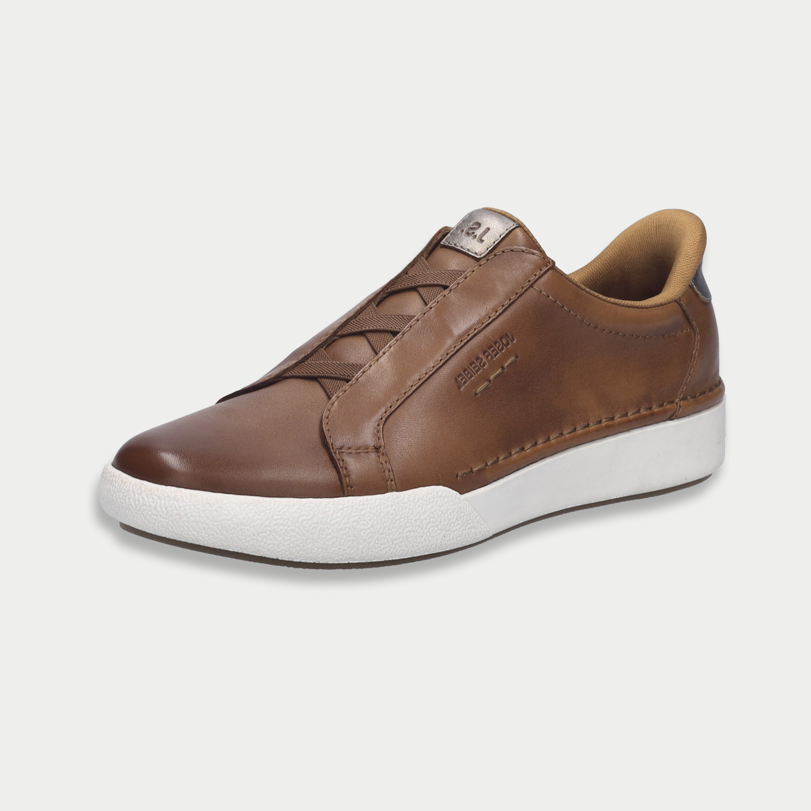 Claire 33 Camel Leather Sneakers