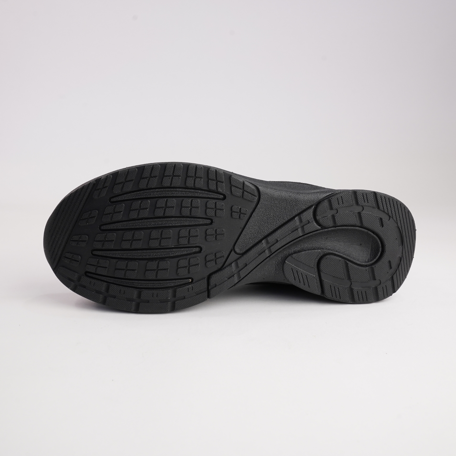 Walker Black/ Black Sneakers