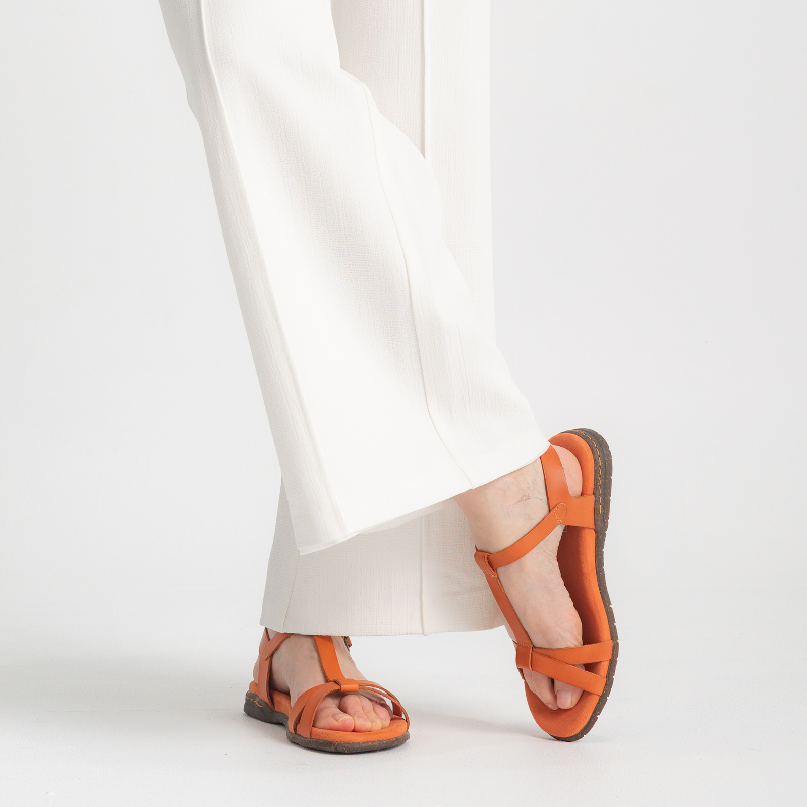 Fabricia 01 Orange Leather Sandals