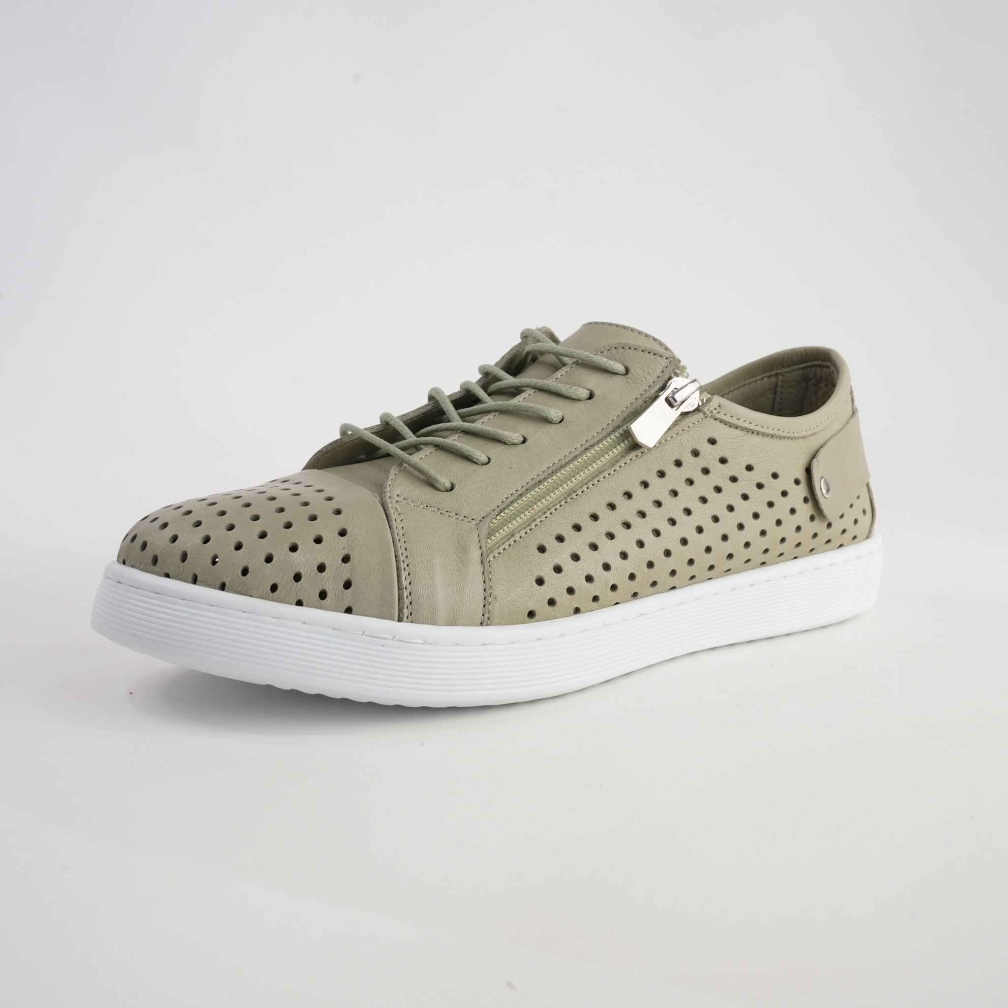 Eg17 Pistachio Leather Sneakers