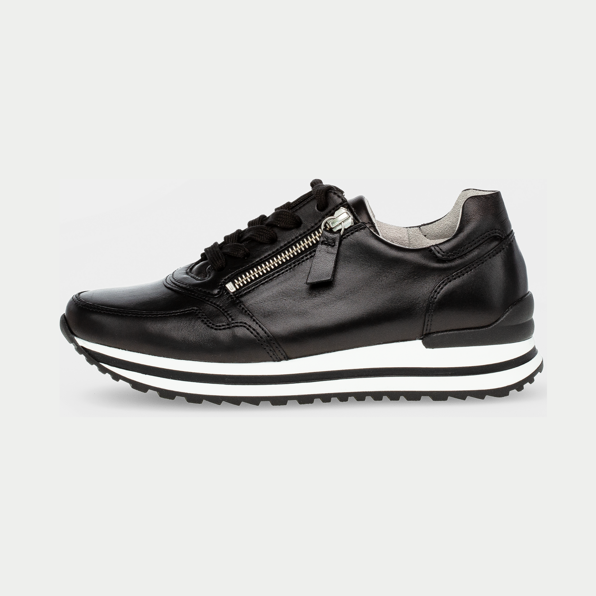 Bravyn Schwarz Leather Sneakers