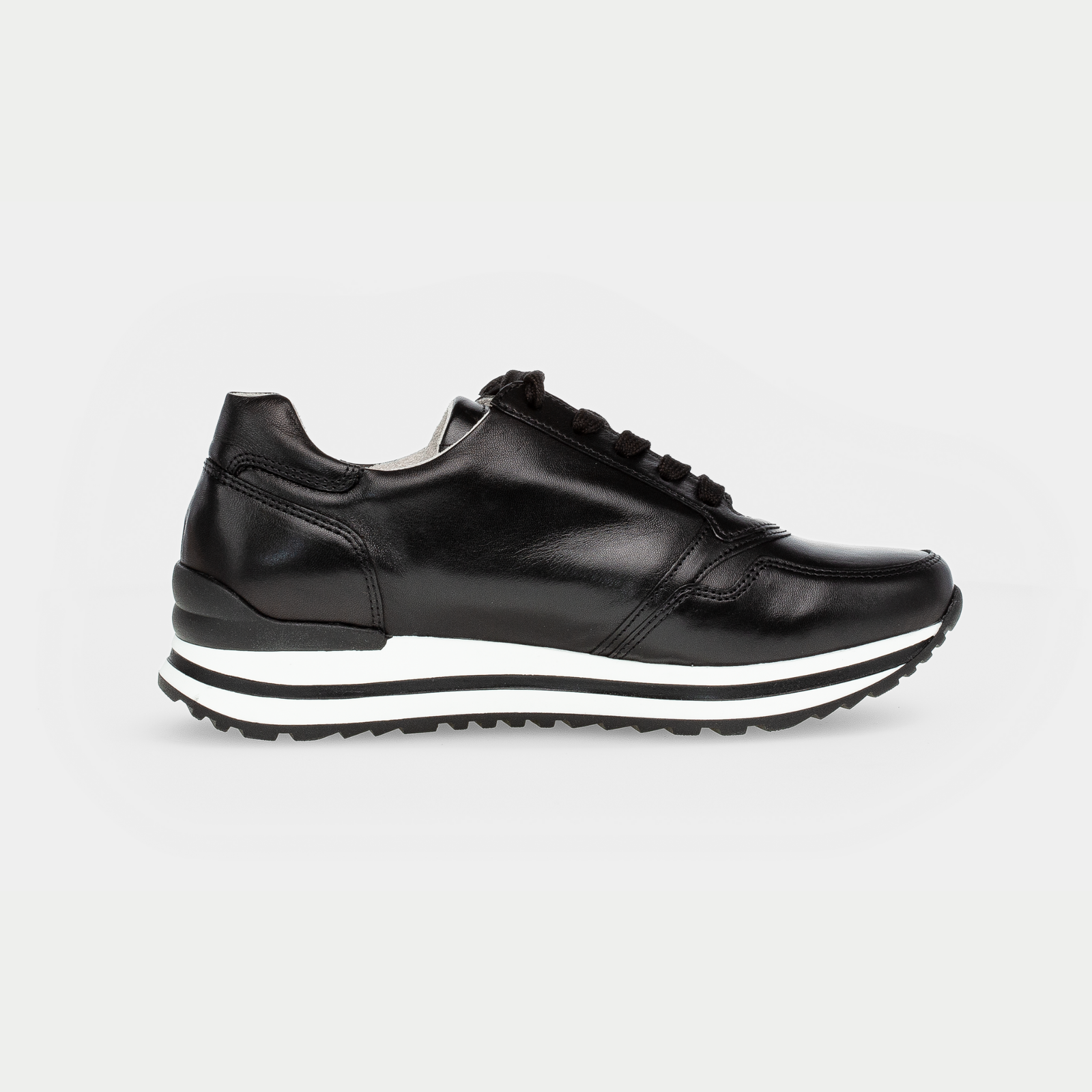 Bravyn Schwarz Leather Sneakers